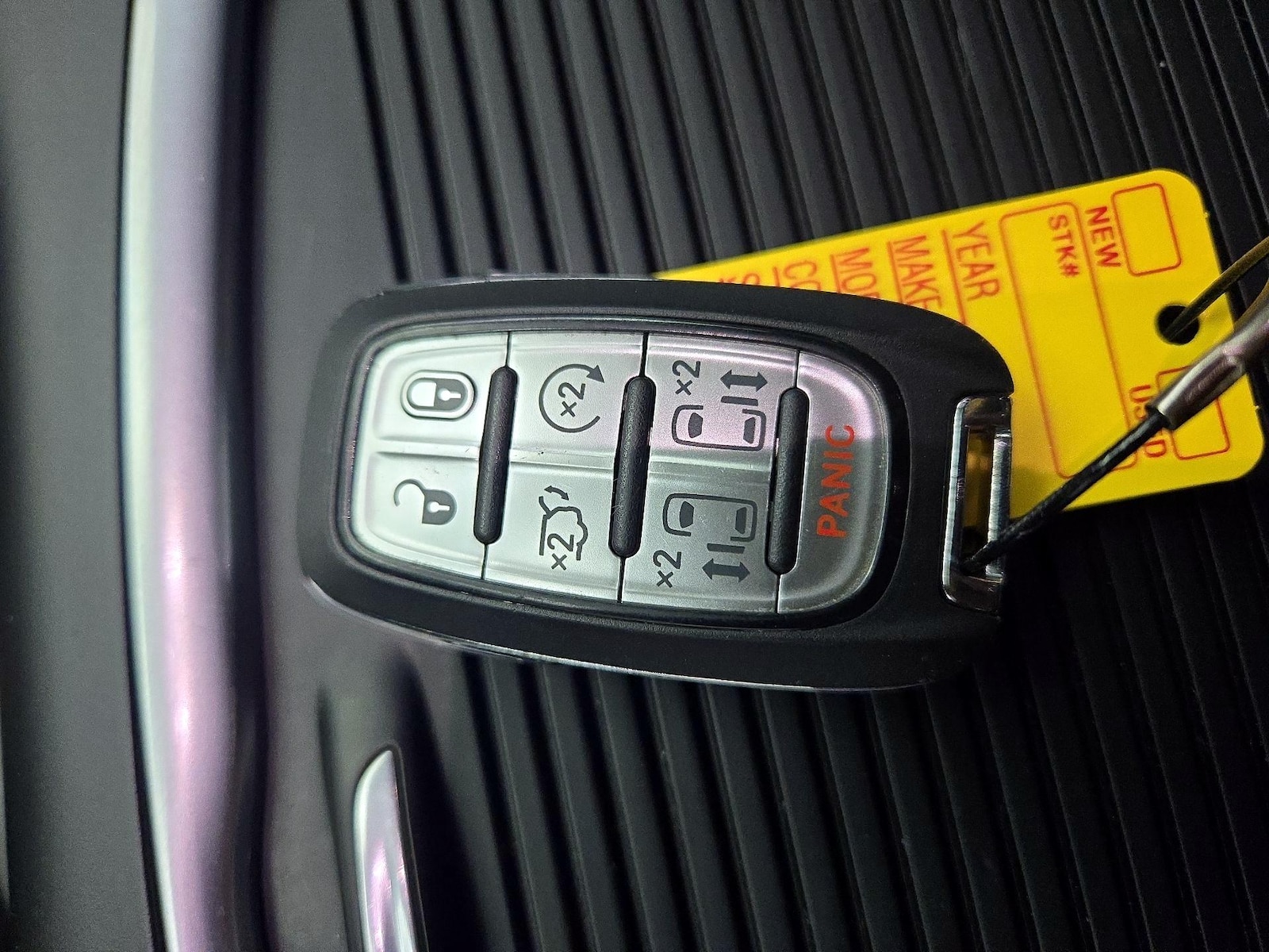 2024 Chrysler Pacifica Touring L - Photo 22