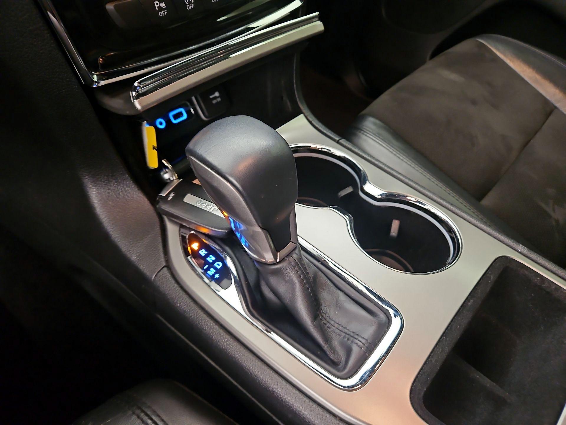 Thumbnail: 2021 Jeep Grand Cherokee - 18