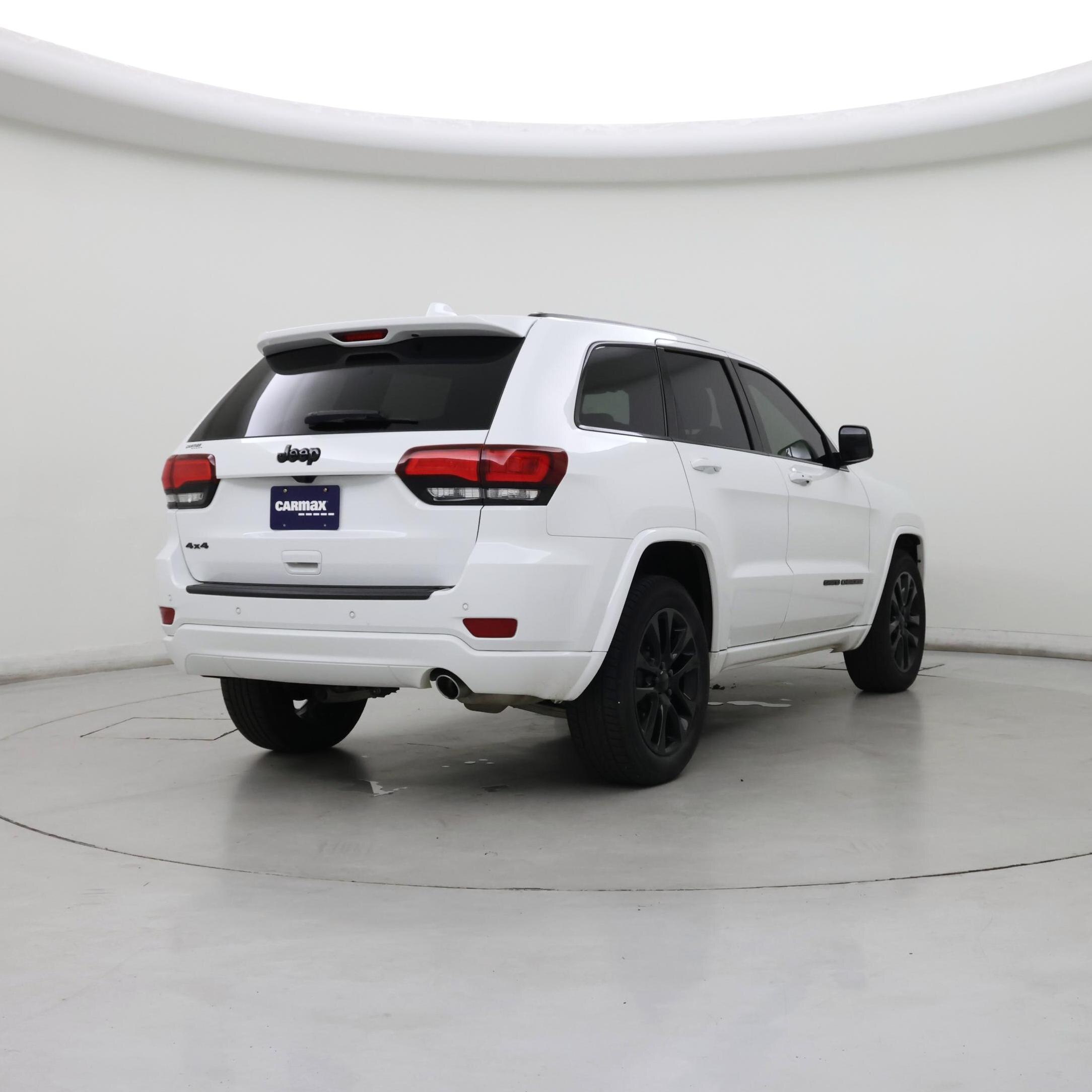 Thumbnail: 2021 Jeep Grand Cherokee - 8