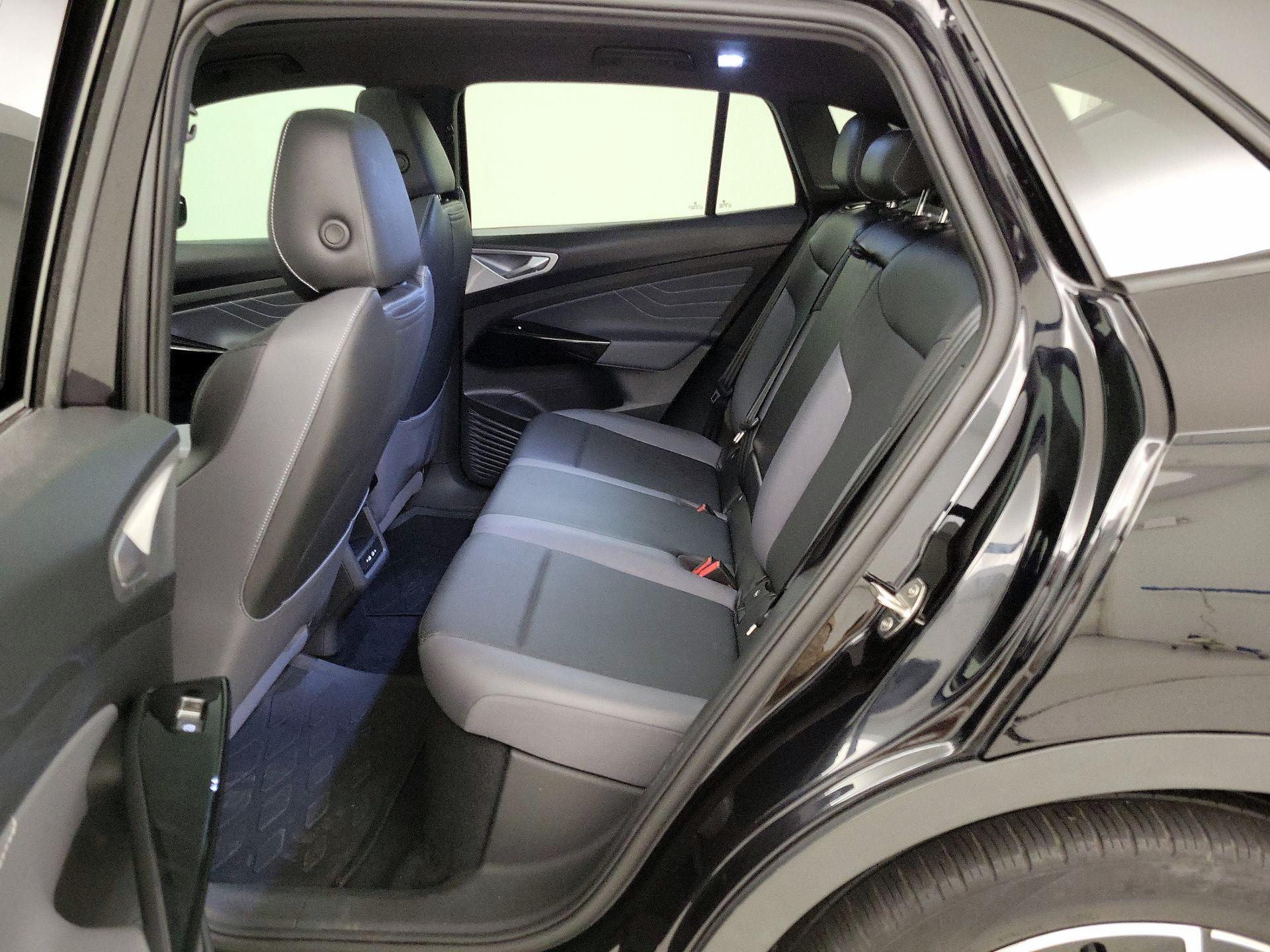 Thumbnail: 2023 Volkswagen ID.4 - 20
