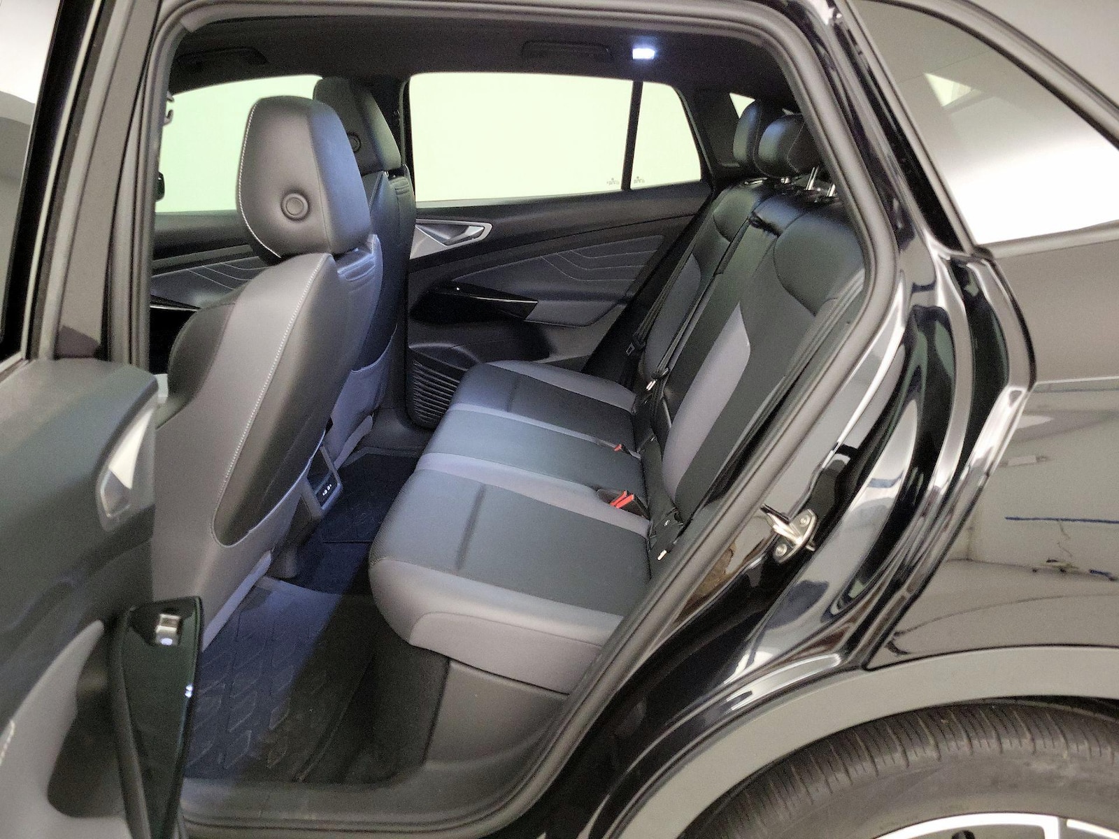 2023 Volkswagen ID.4 S - Photo 21