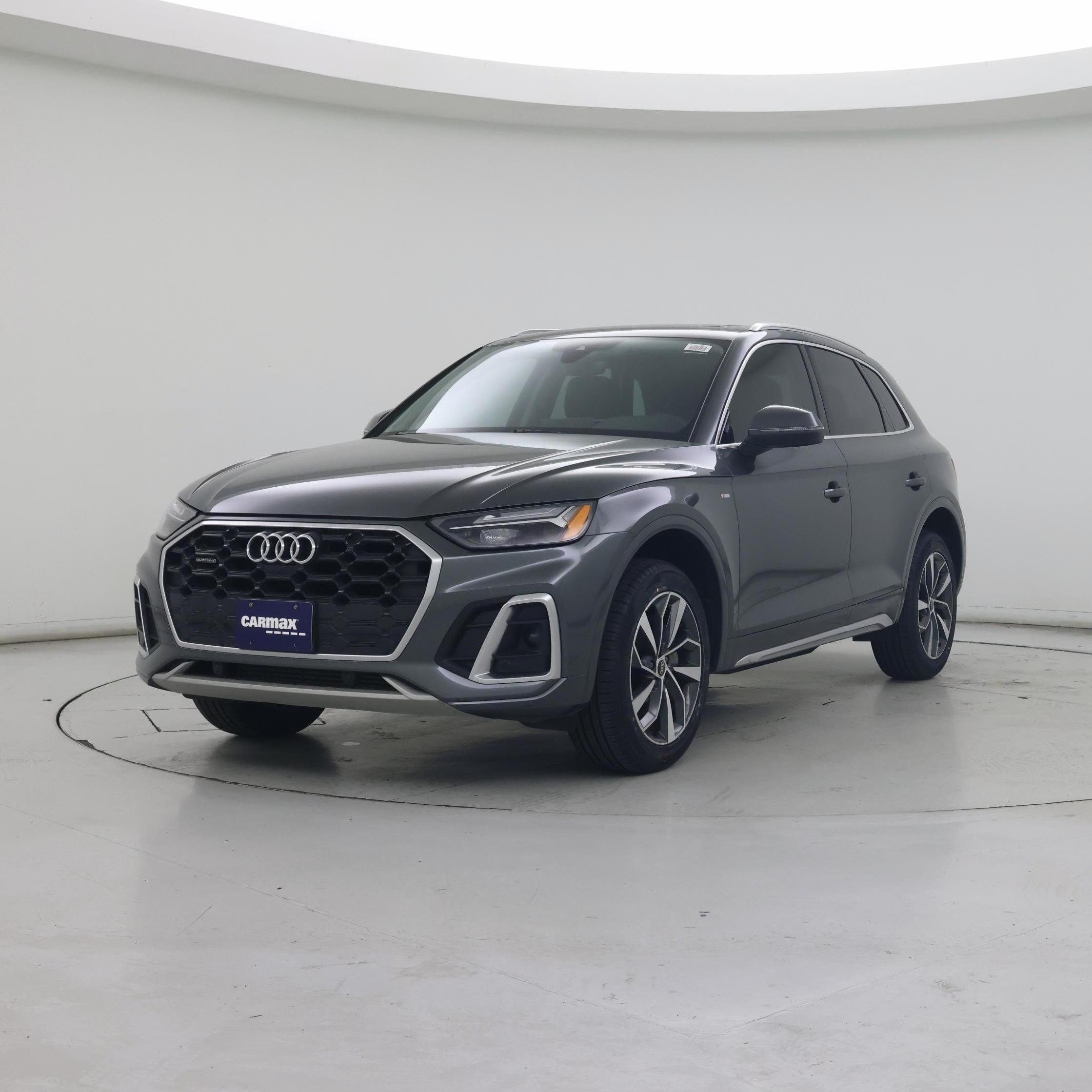 Thumbnail: 2023 Audi Q5 - 4