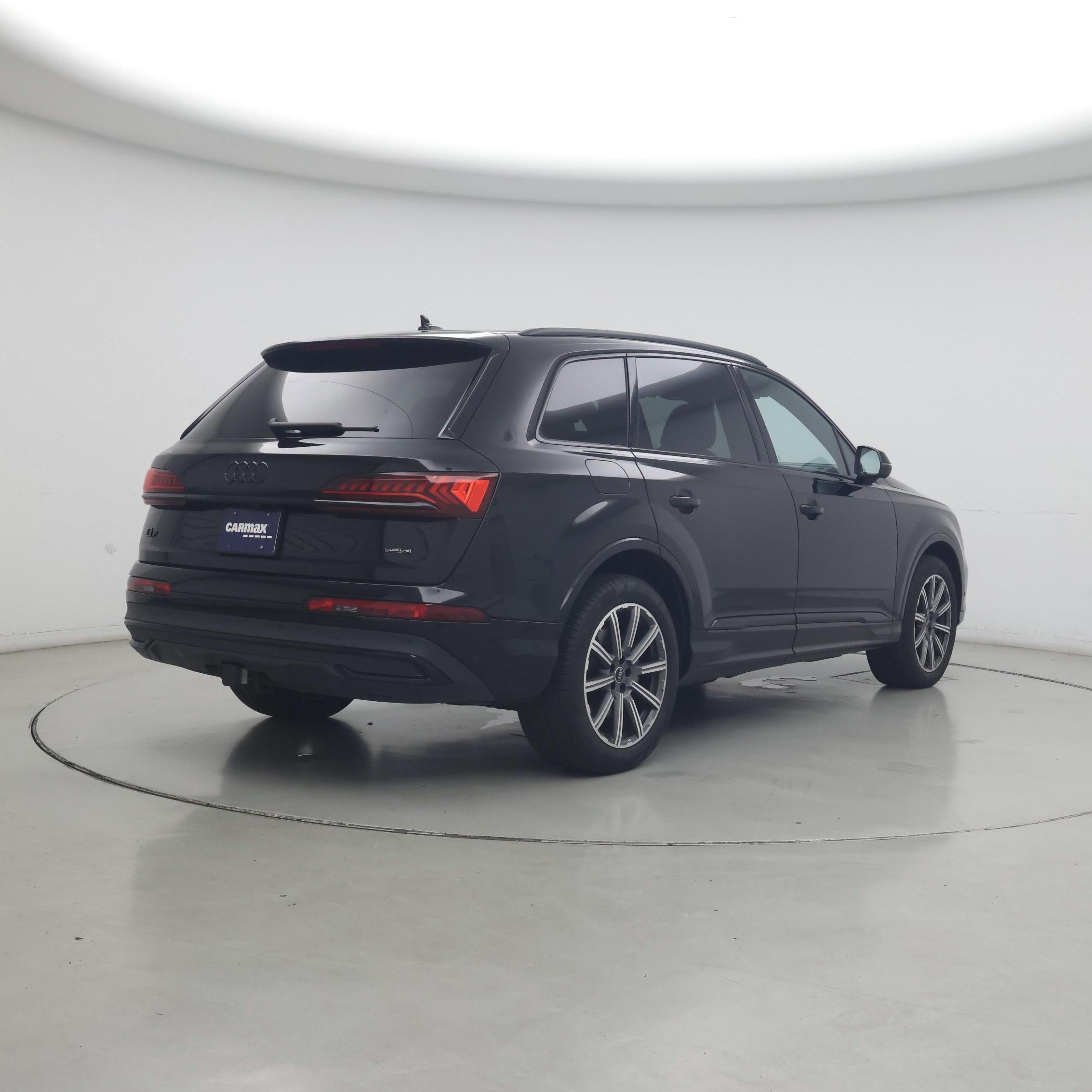 Thumbnail: 2023 Audi Q7 - 8