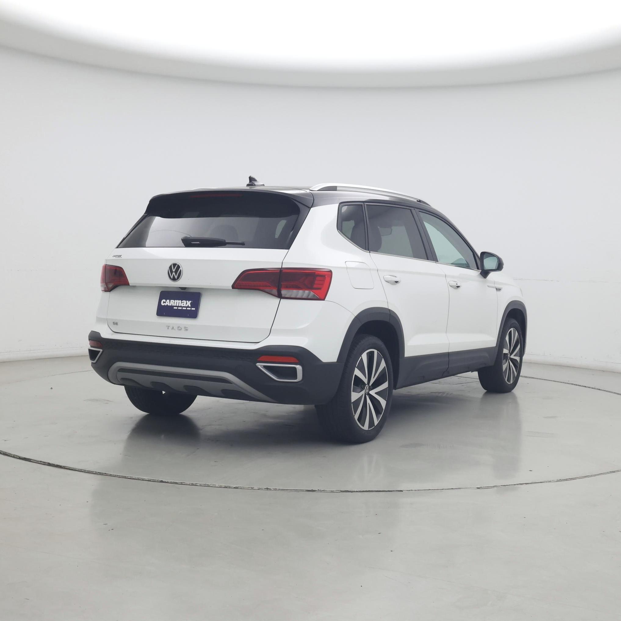 Thumbnail: 2023 Volkswagen Taos - 8