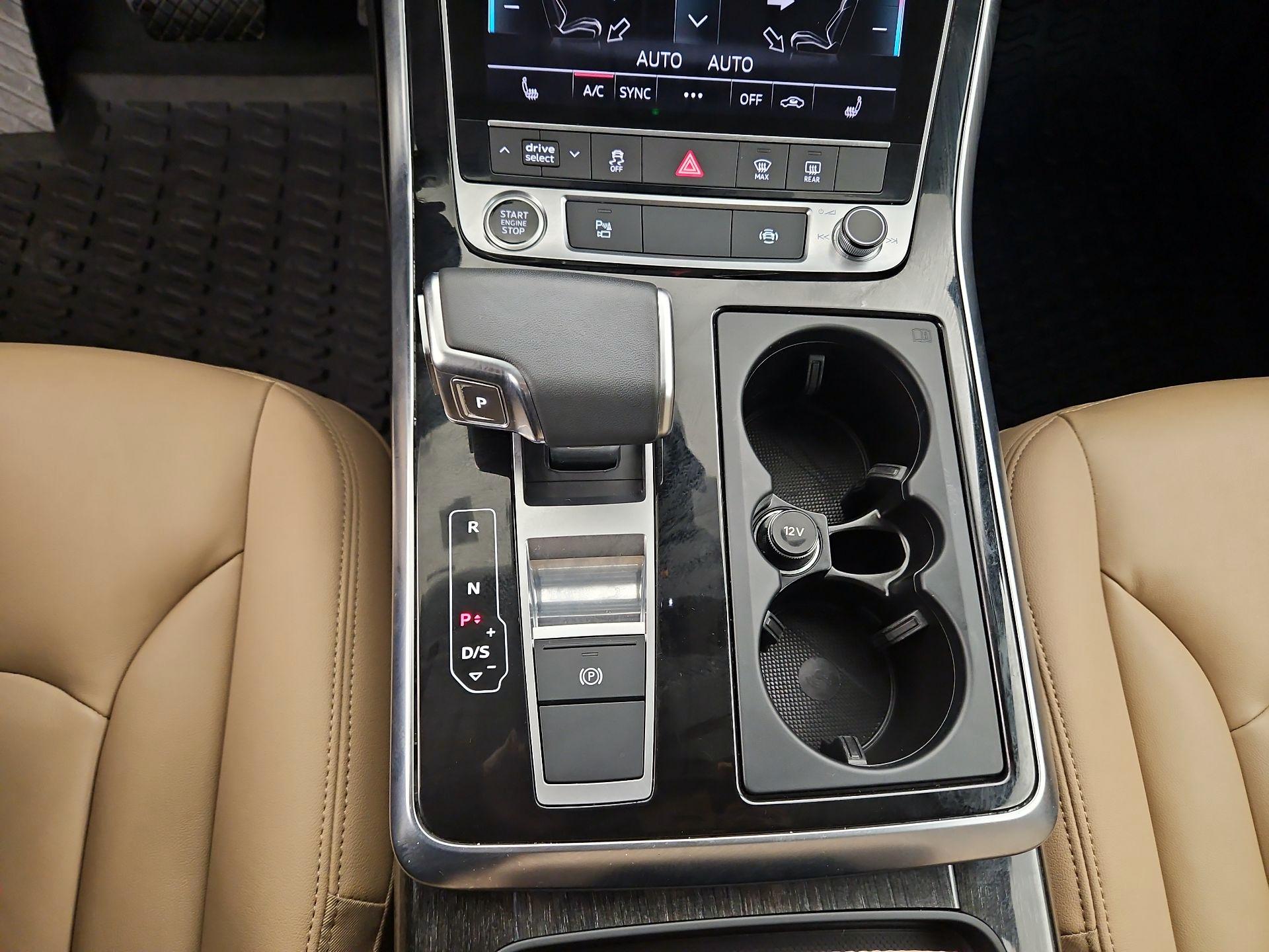 Thumbnail: 2023 Audi Q7 - 18