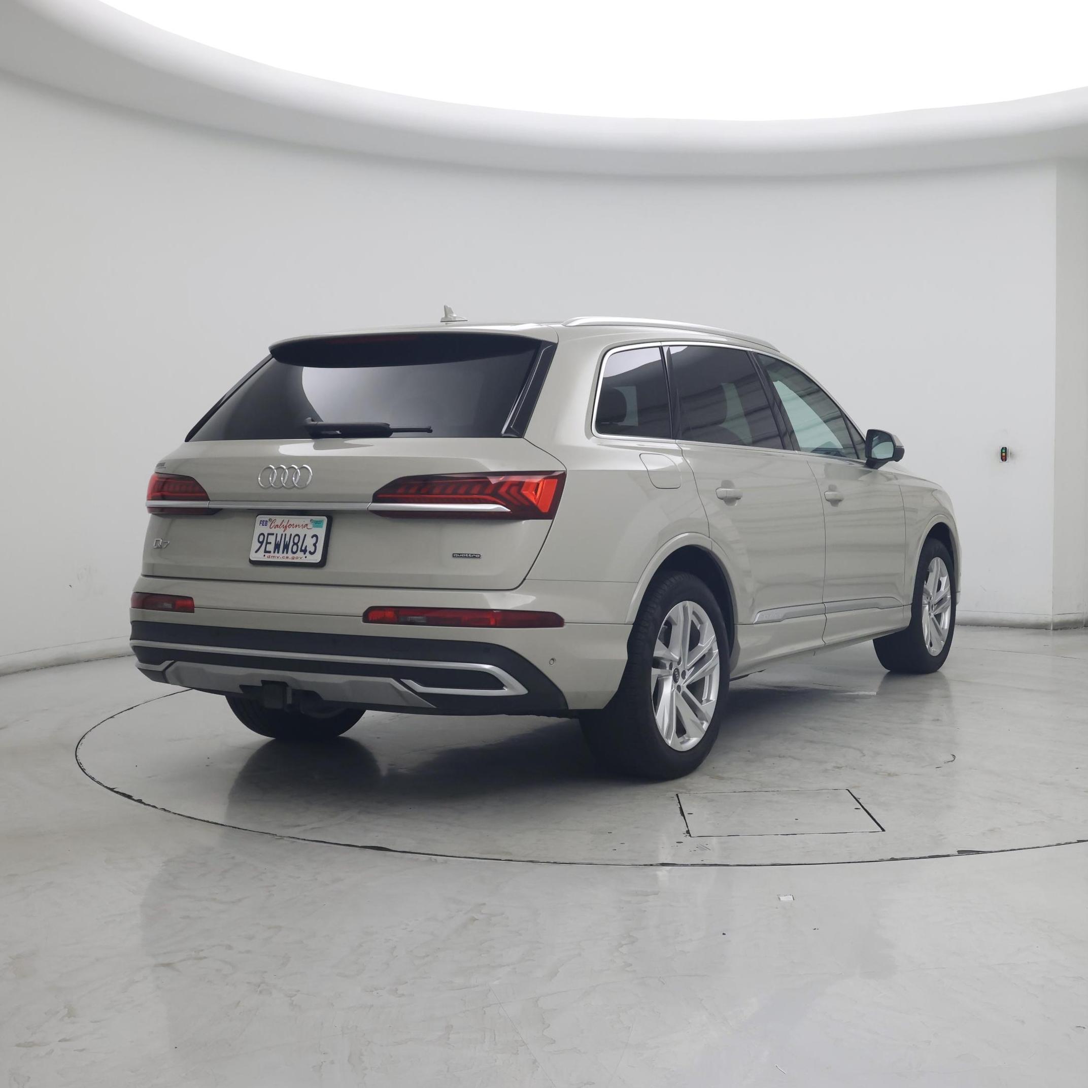 Thumbnail: 2023 Audi Q7 - 8