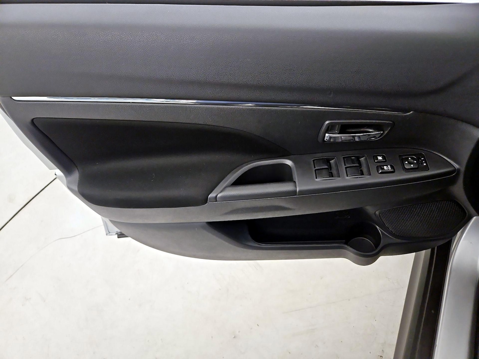 2026 Mitsubishi Outlander Sport ES - Photo 13