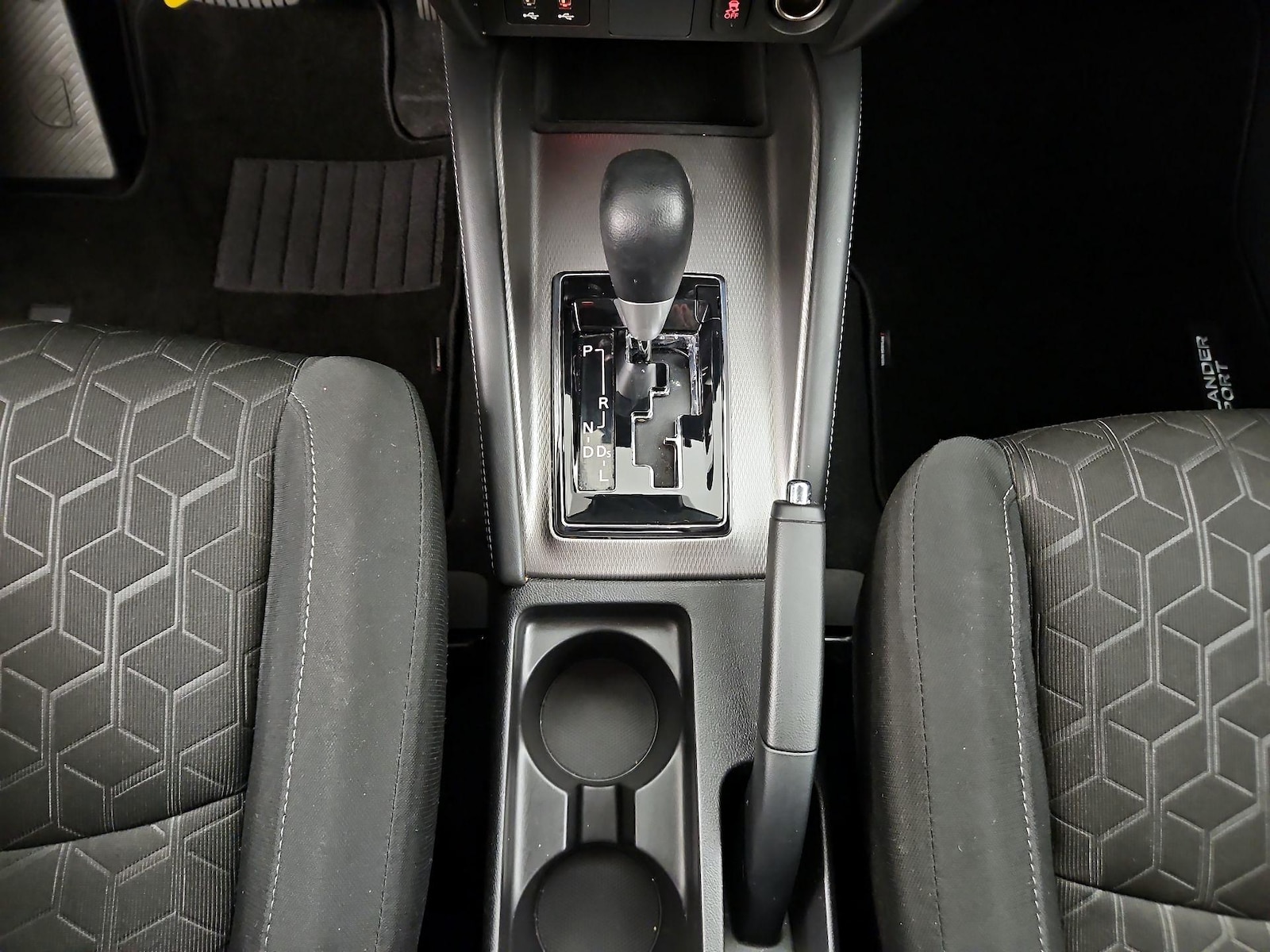 2026 Mitsubishi Outlander Sport ES - Photo 18