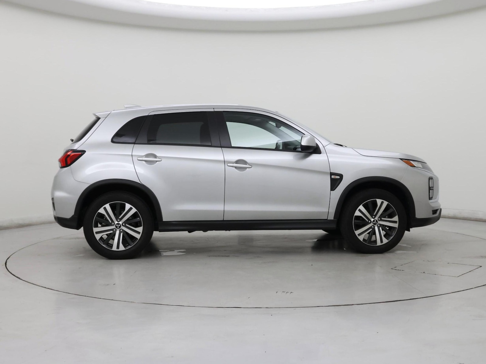 2026 Mitsubishi Outlander Sport ES - Photo 8