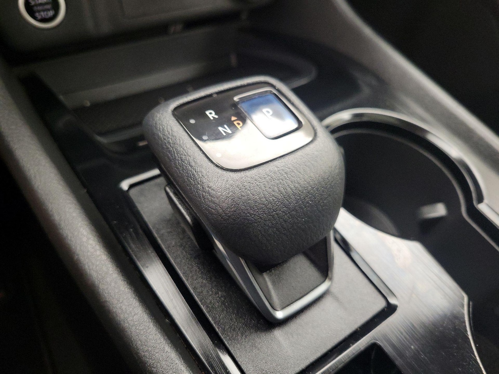 2021 Nissan Rogue SV - Photo 18