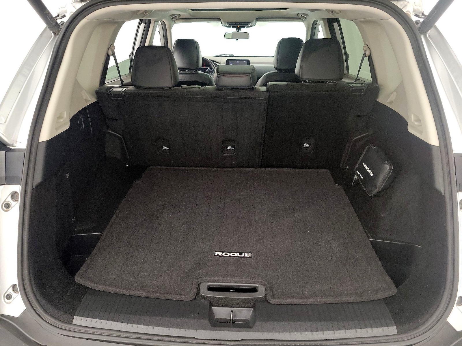 2021 Nissan Rogue SV - Photo 22