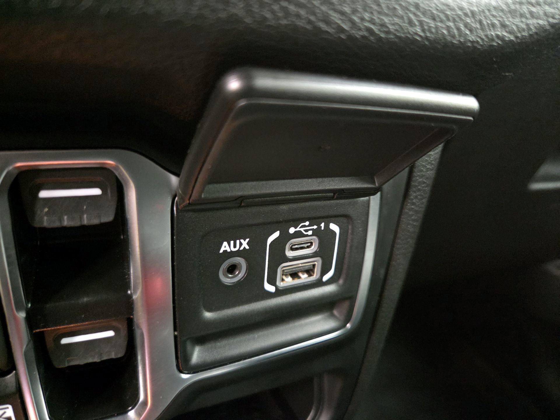 Thumbnail: 2024 Jeep Wrangler - 19