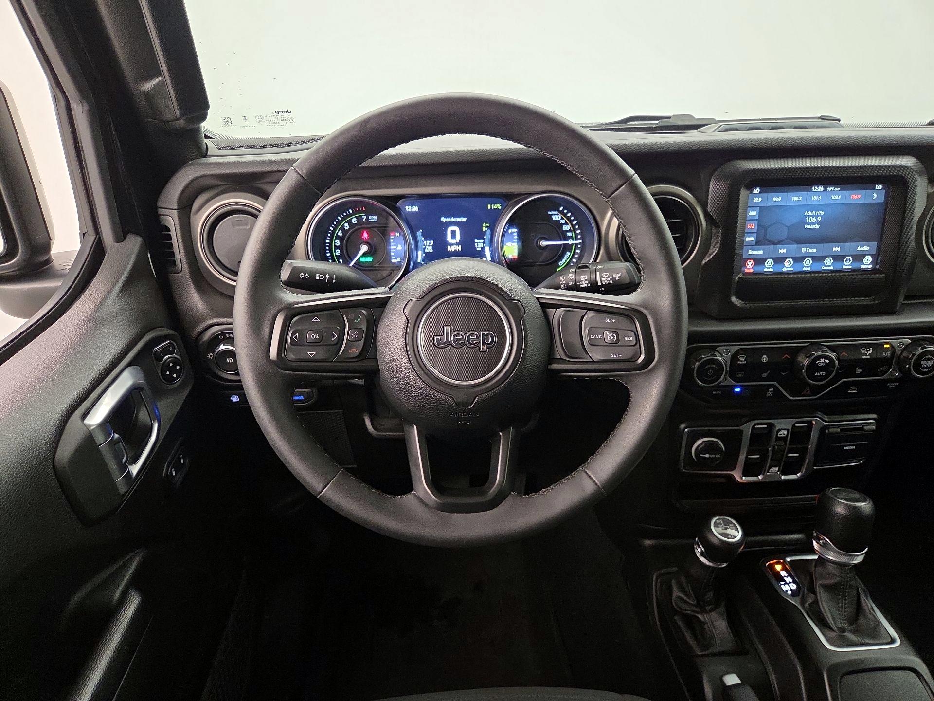 Thumbnail: 2023 Jeep Wrangler - 10
