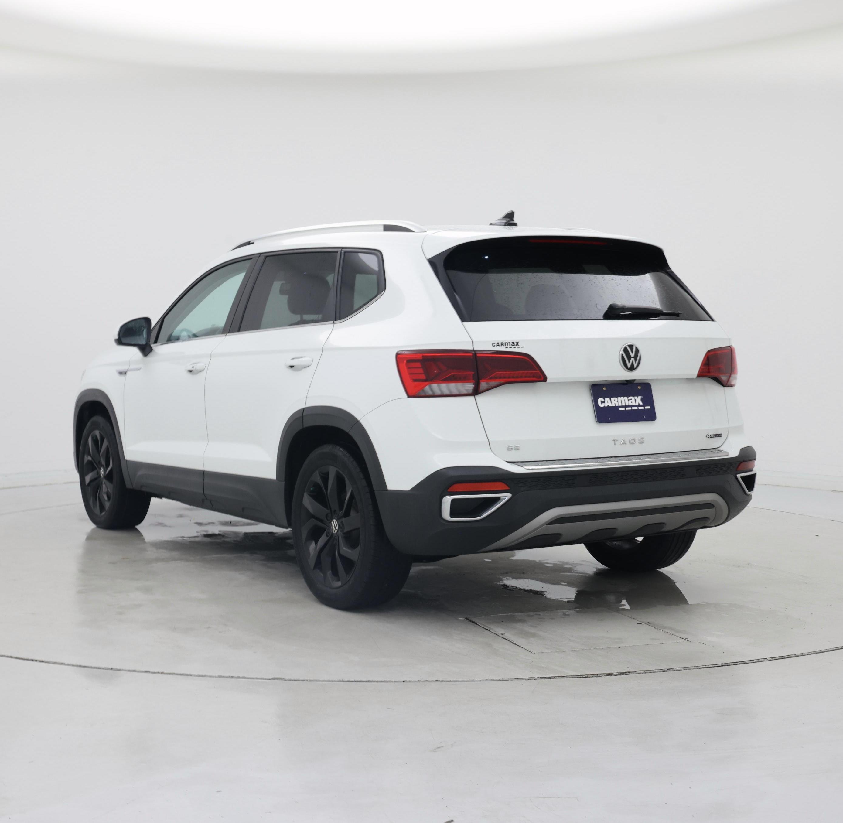 Thumbnail: 2022 Volkswagen Taos - 2