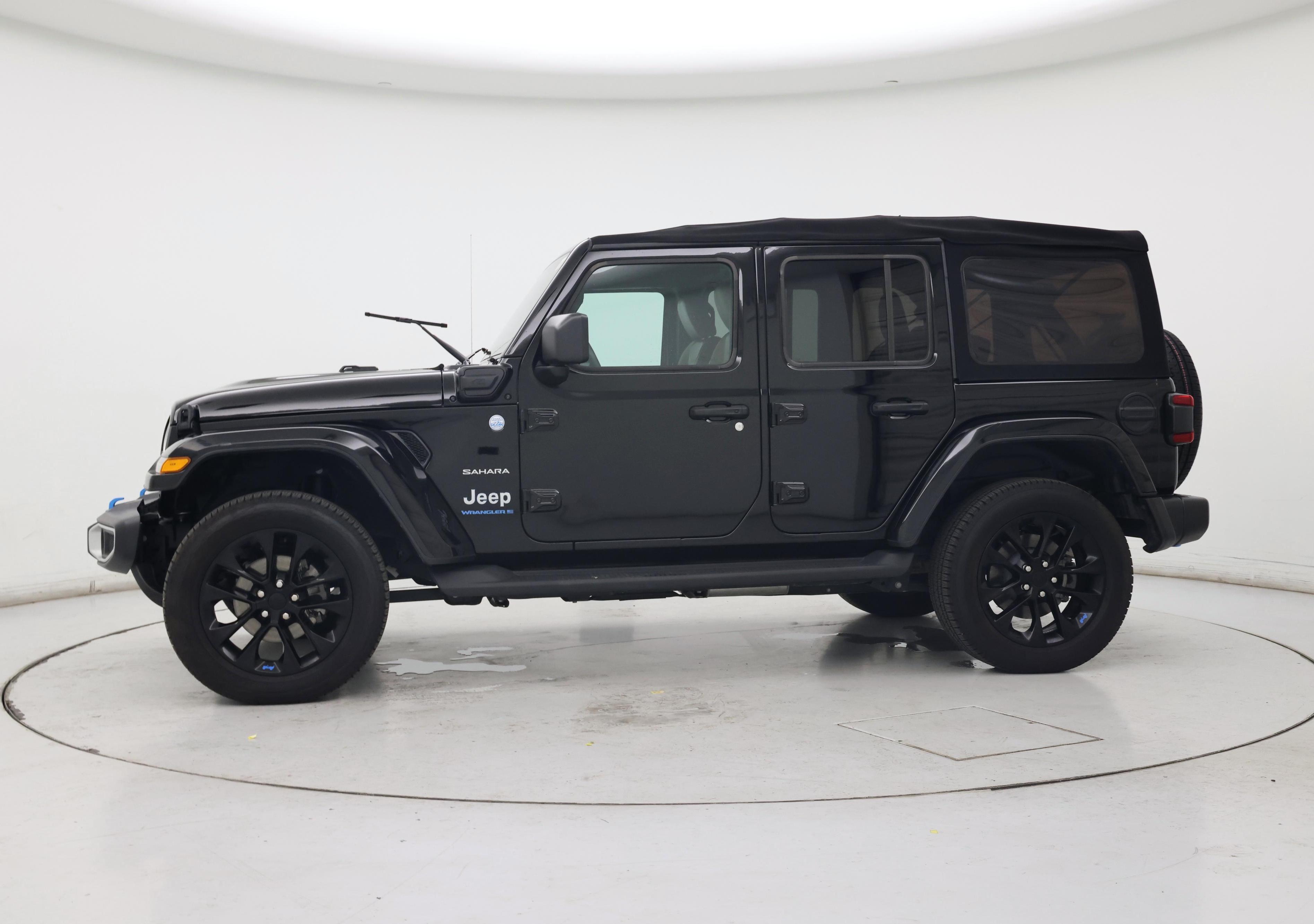 Thumbnail: 2023 Jeep Wrangler - 3