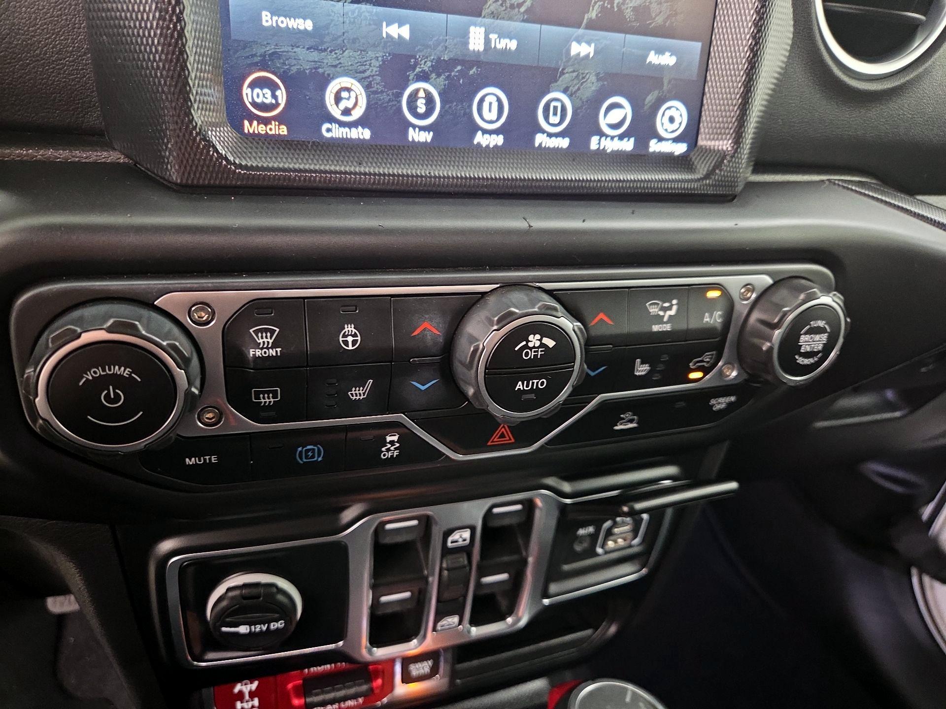 Thumbnail: 2023 Jeep Wrangler - 16