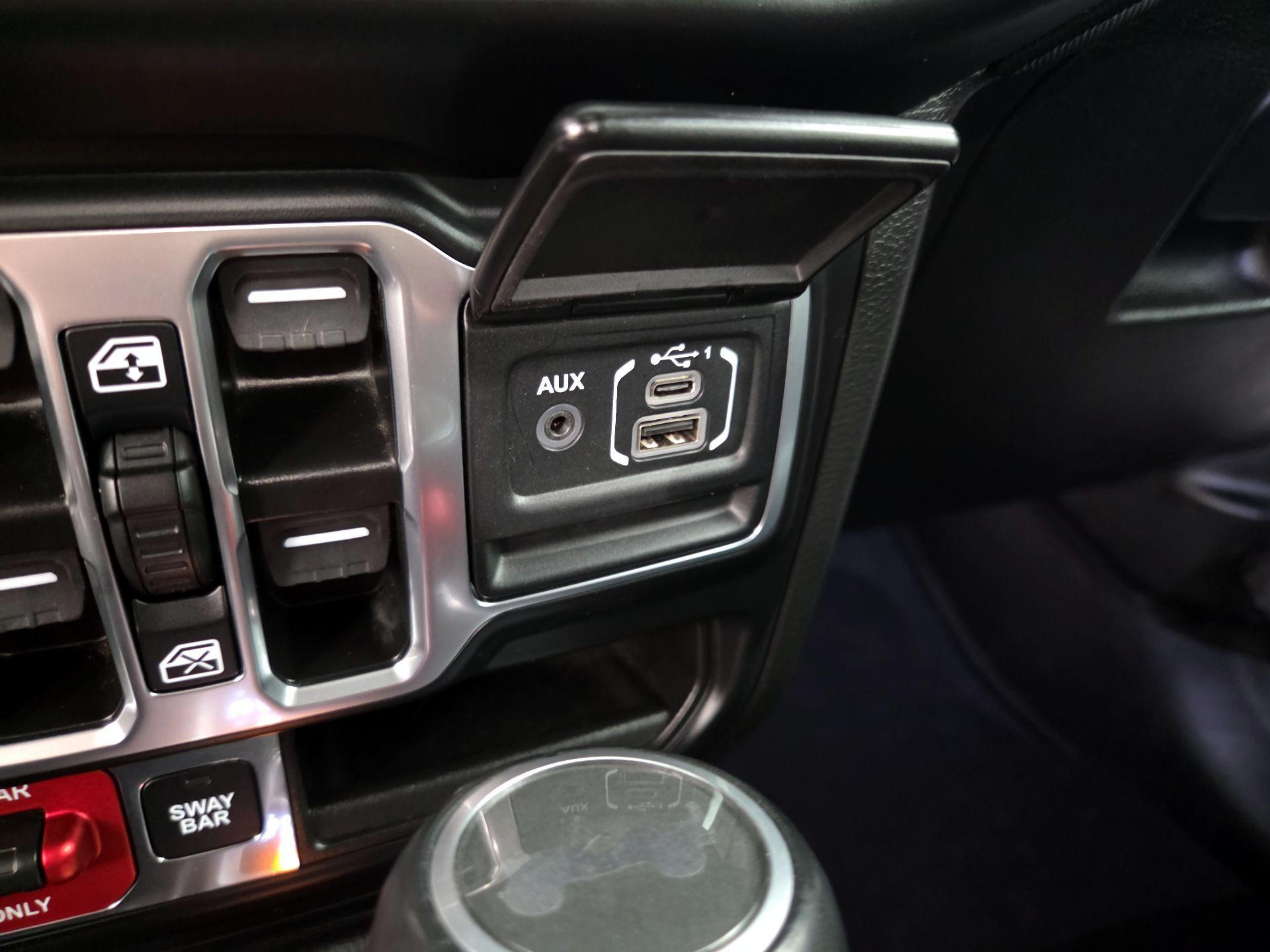 Thumbnail: 2023 Jeep Wrangler - 18