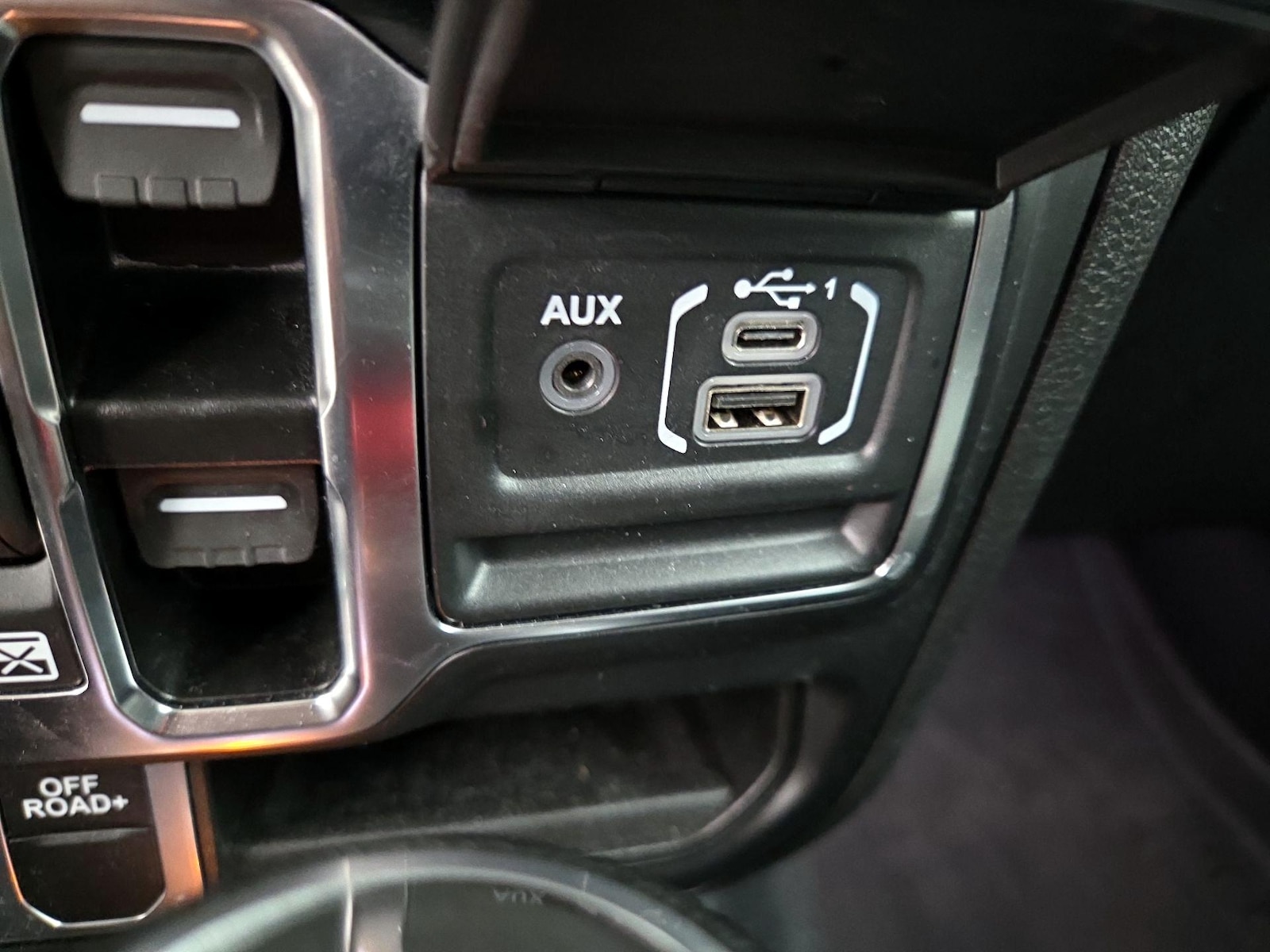 2024 Jeep Wrangler 4xe Willys 4XE - Photo 19