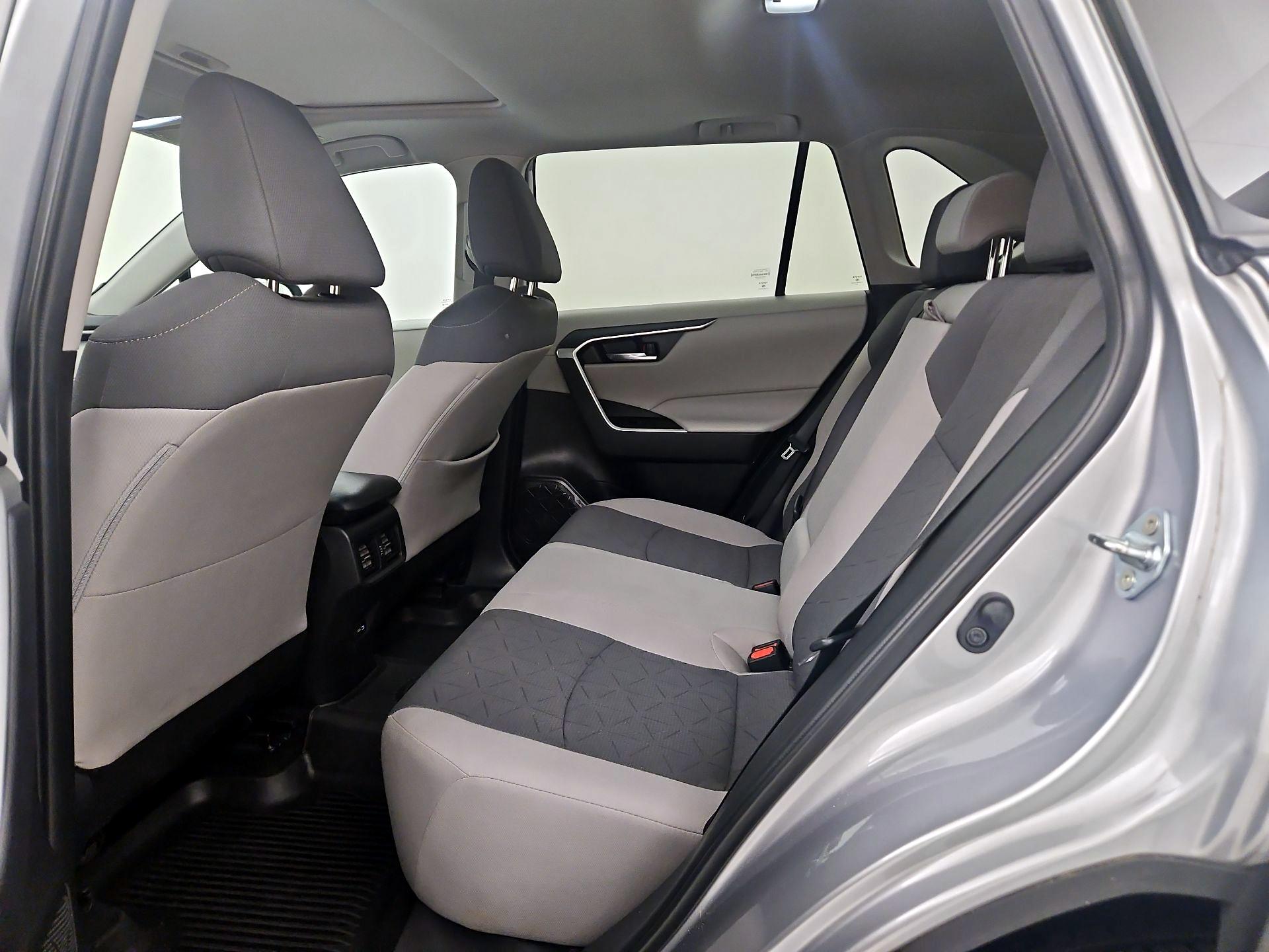 Thumbnail: 2024 Toyota RAV4 - 20