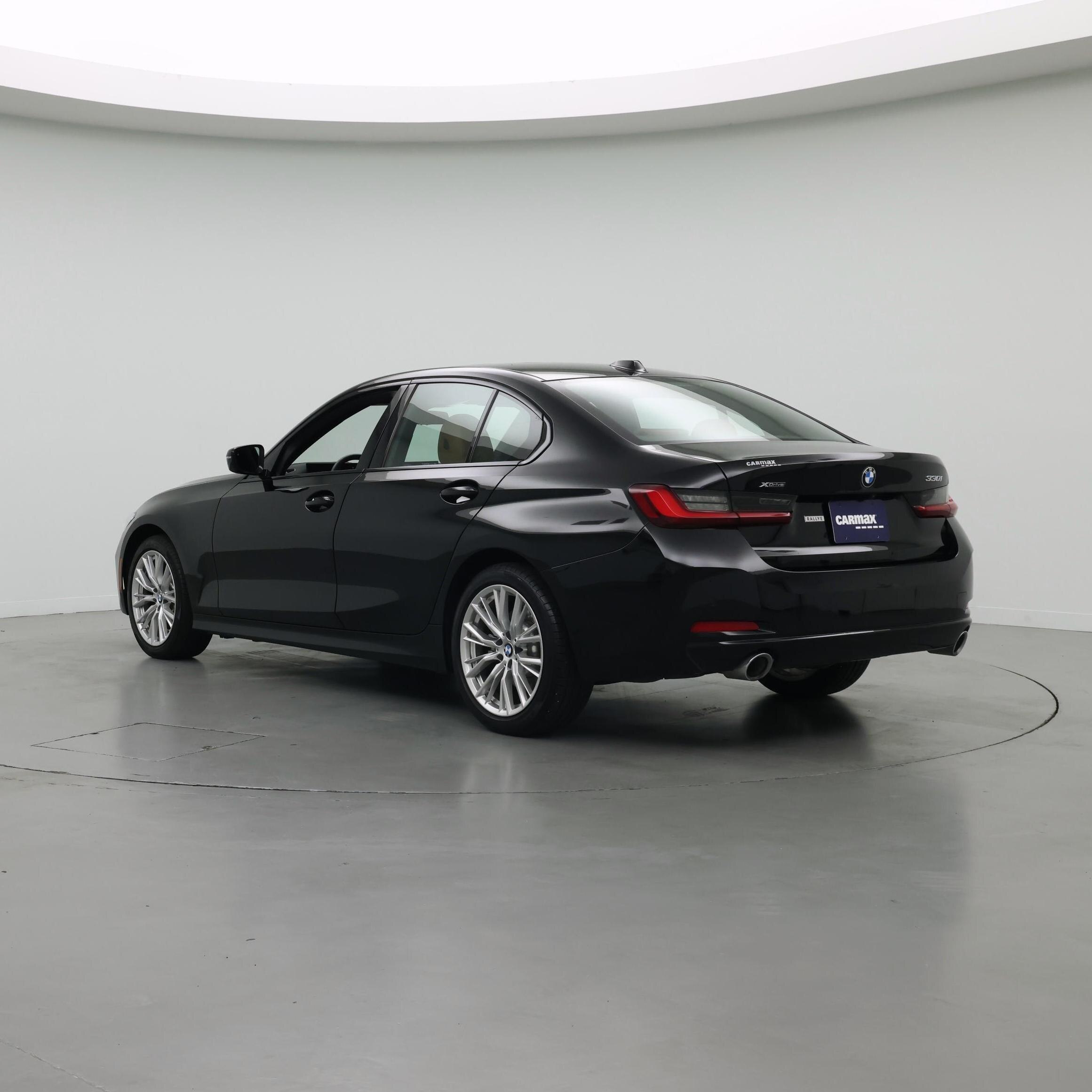Thumbnail: 2023 BMW 3 Series - 2