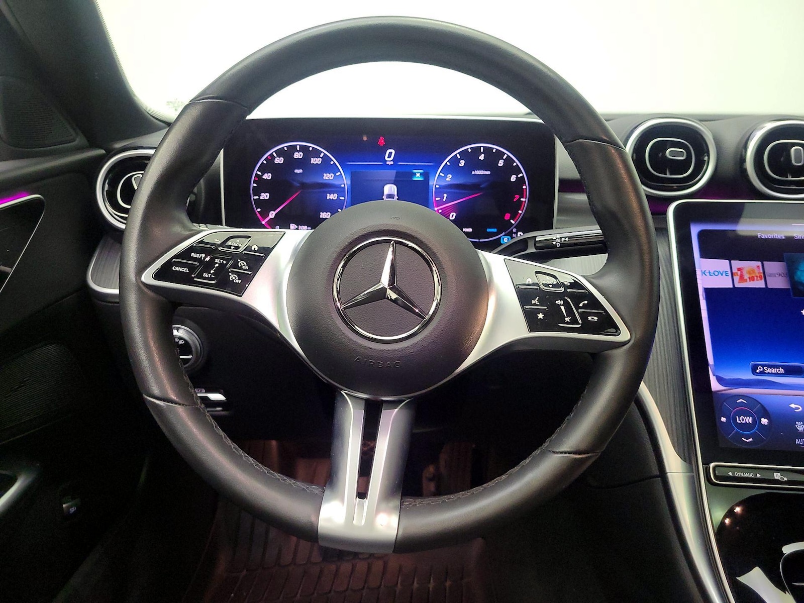 2025 Mercedes-Benz C-Class Sedan C 300 - Photo 11