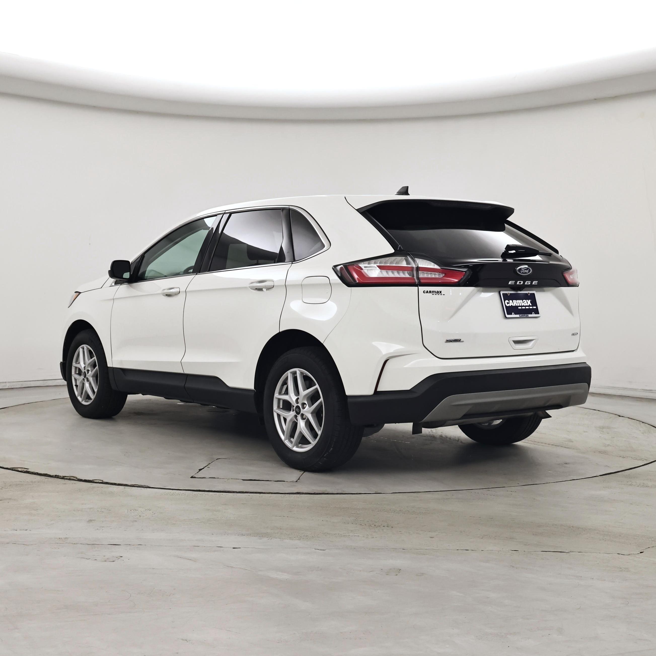 Thumbnail: 2023 Ford Edge - 2