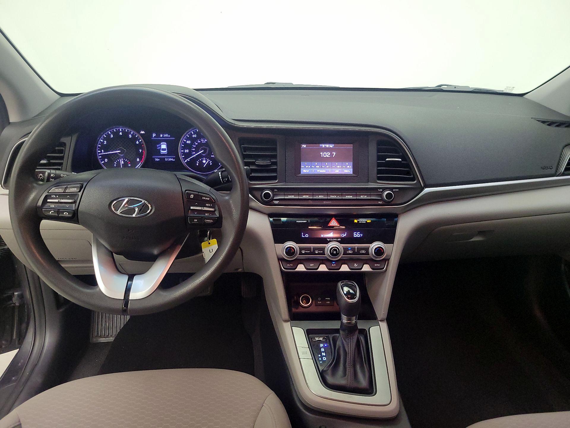 Thumbnail: 2020 Hyundai Elantra - 9