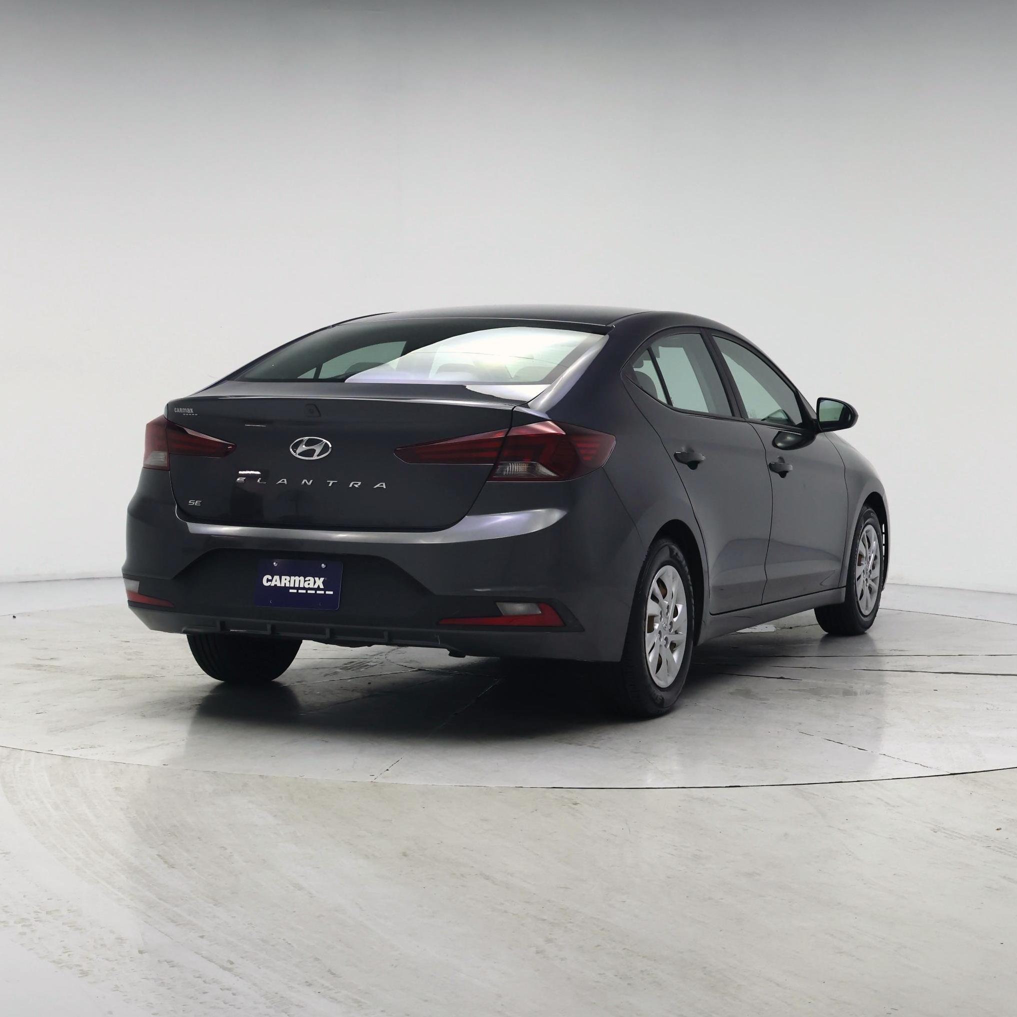 Thumbnail: 2020 Hyundai Elantra - 8