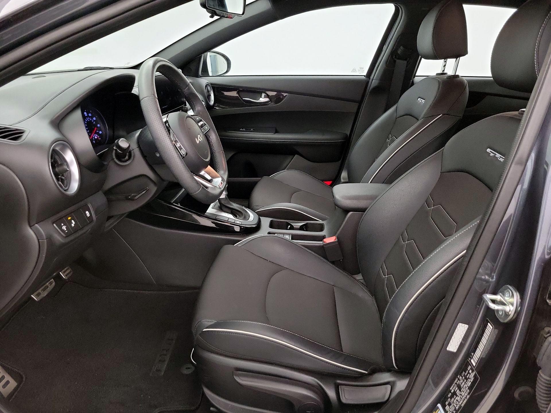 Thumbnail: 2023 Kia Forte - 11