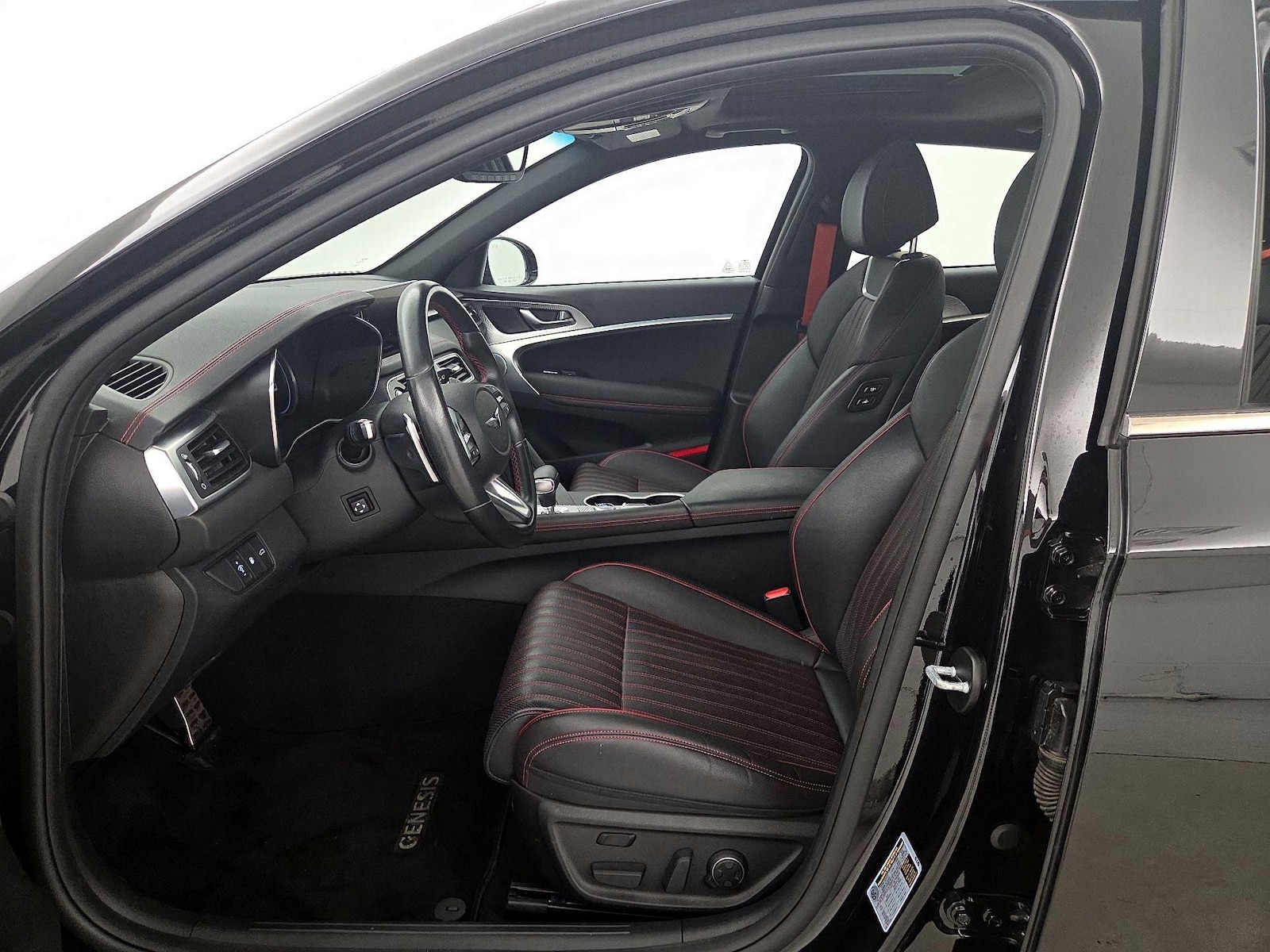 2023 GENESIS G70 Standard - Photo 12