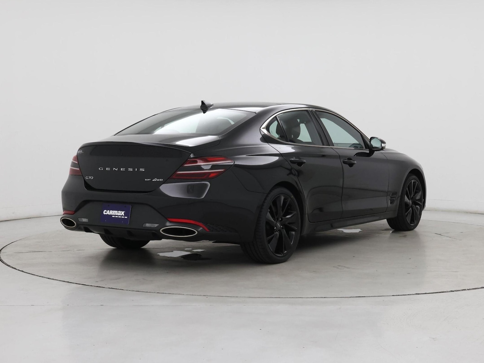 2023 GENESIS G70 Standard - Photo 9