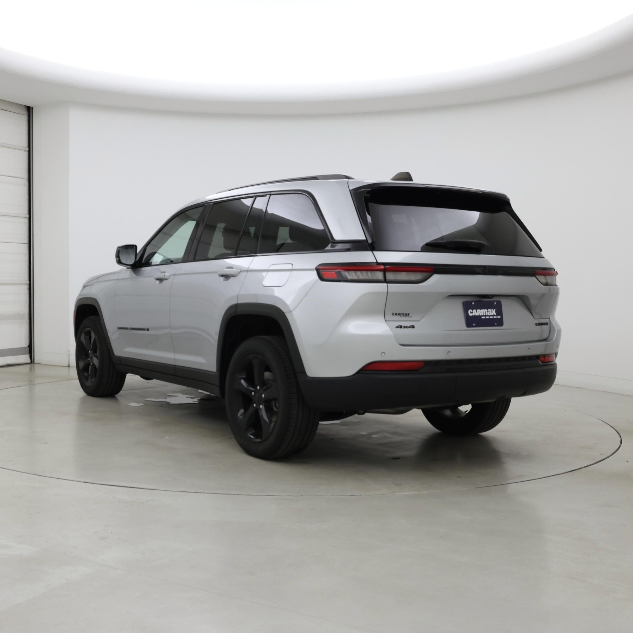 Thumbnail: 2023 Jeep Grand Cherokee - 2