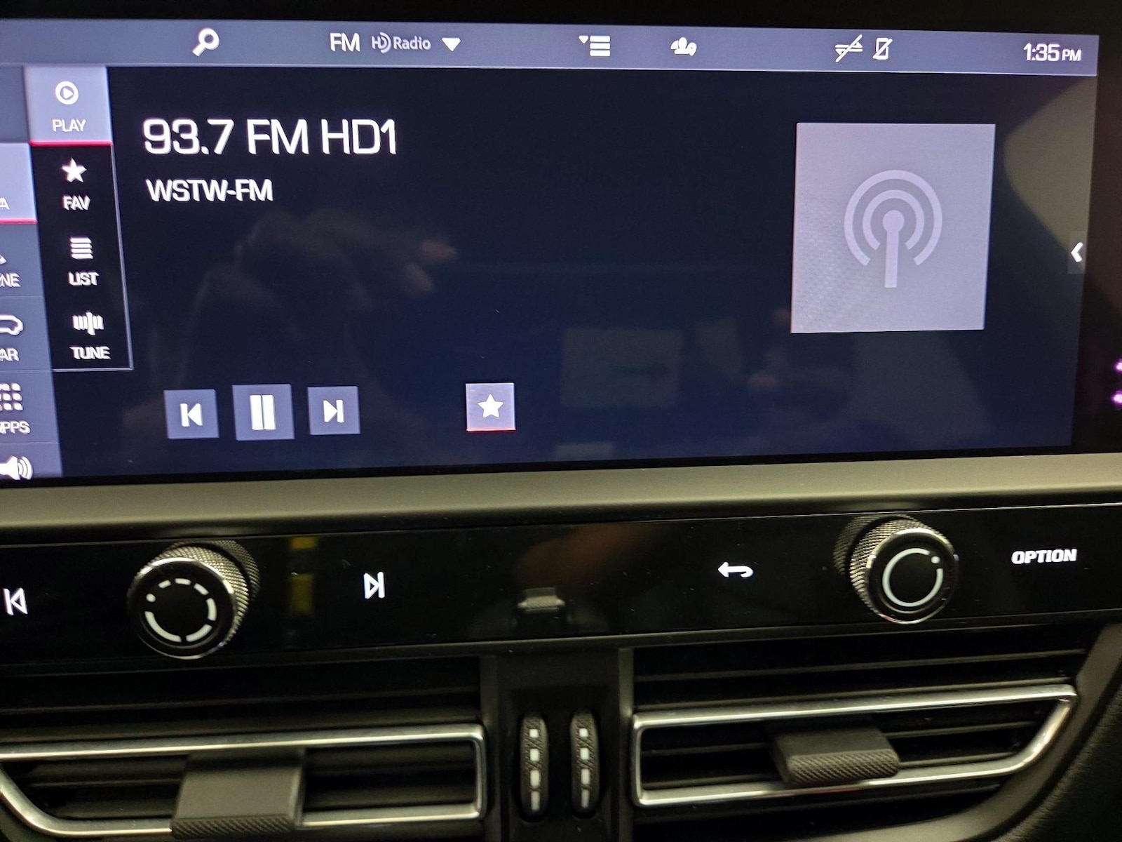 2022 Porsche Macan Base - Photo 17