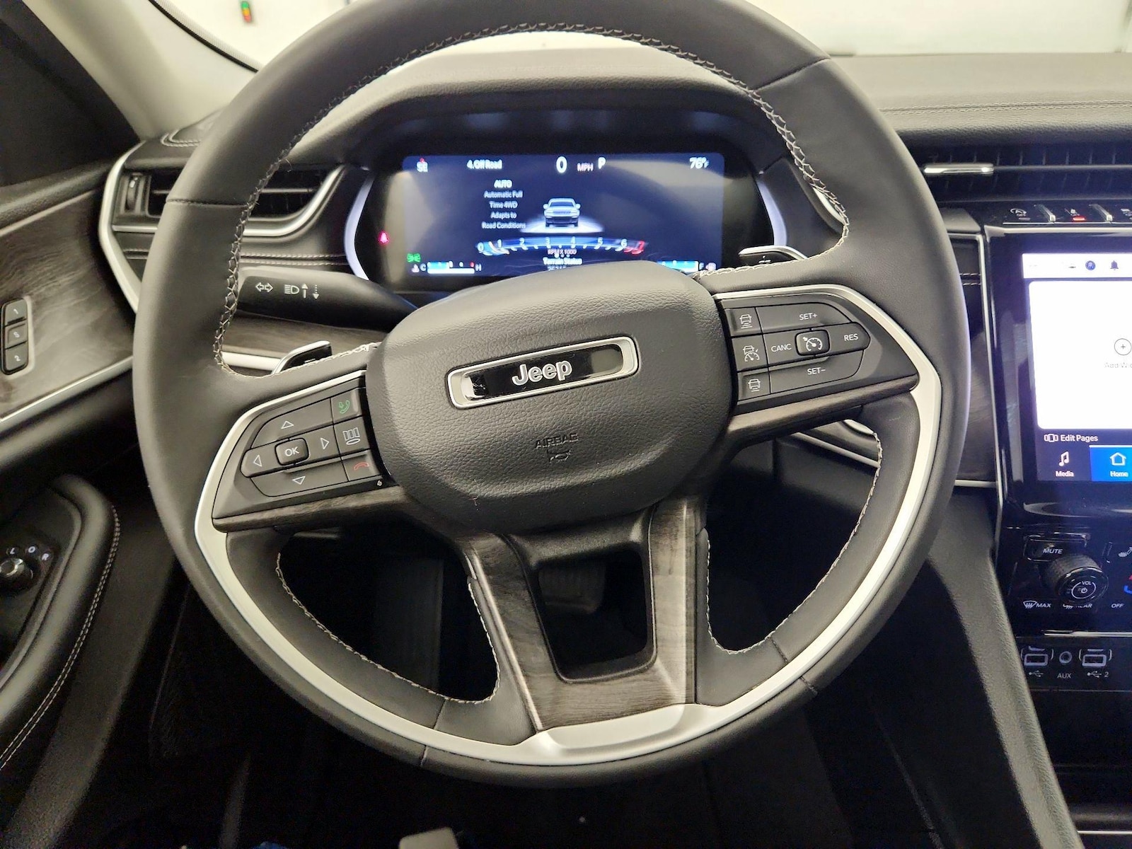 2023 Jeep Grand Cherokee L Limited - Photo 11