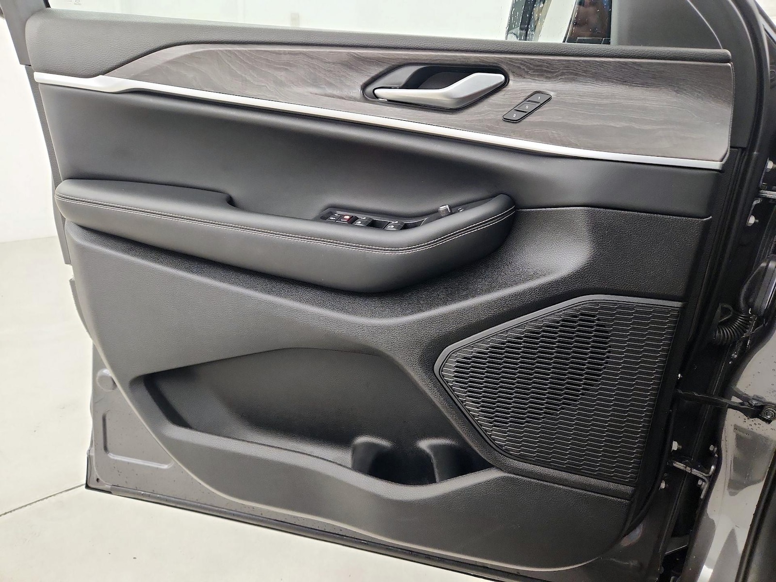 2023 Jeep Grand Cherokee L Limited - Photo 13