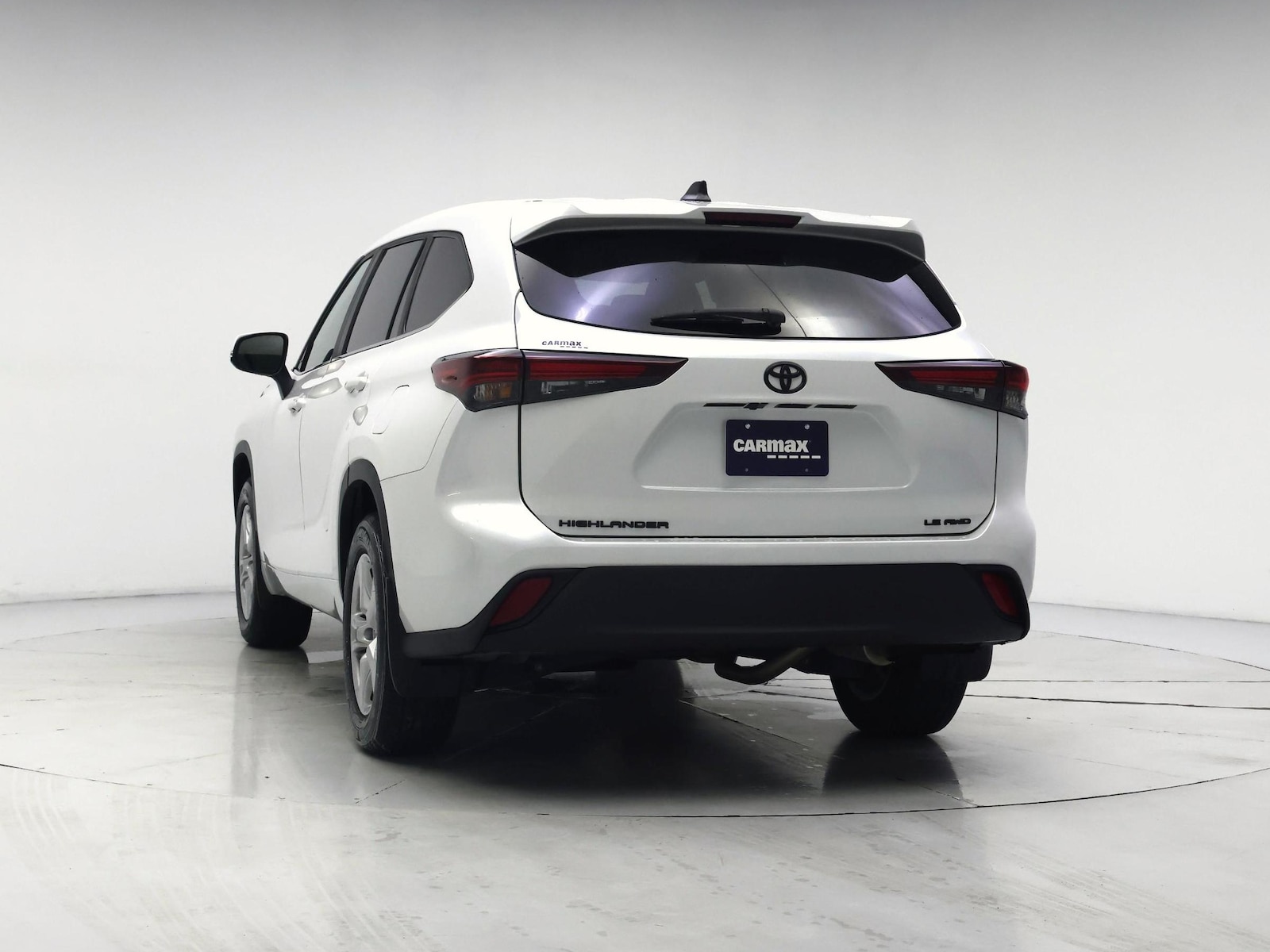 2024 Toyota Highlander LE - Photo 7