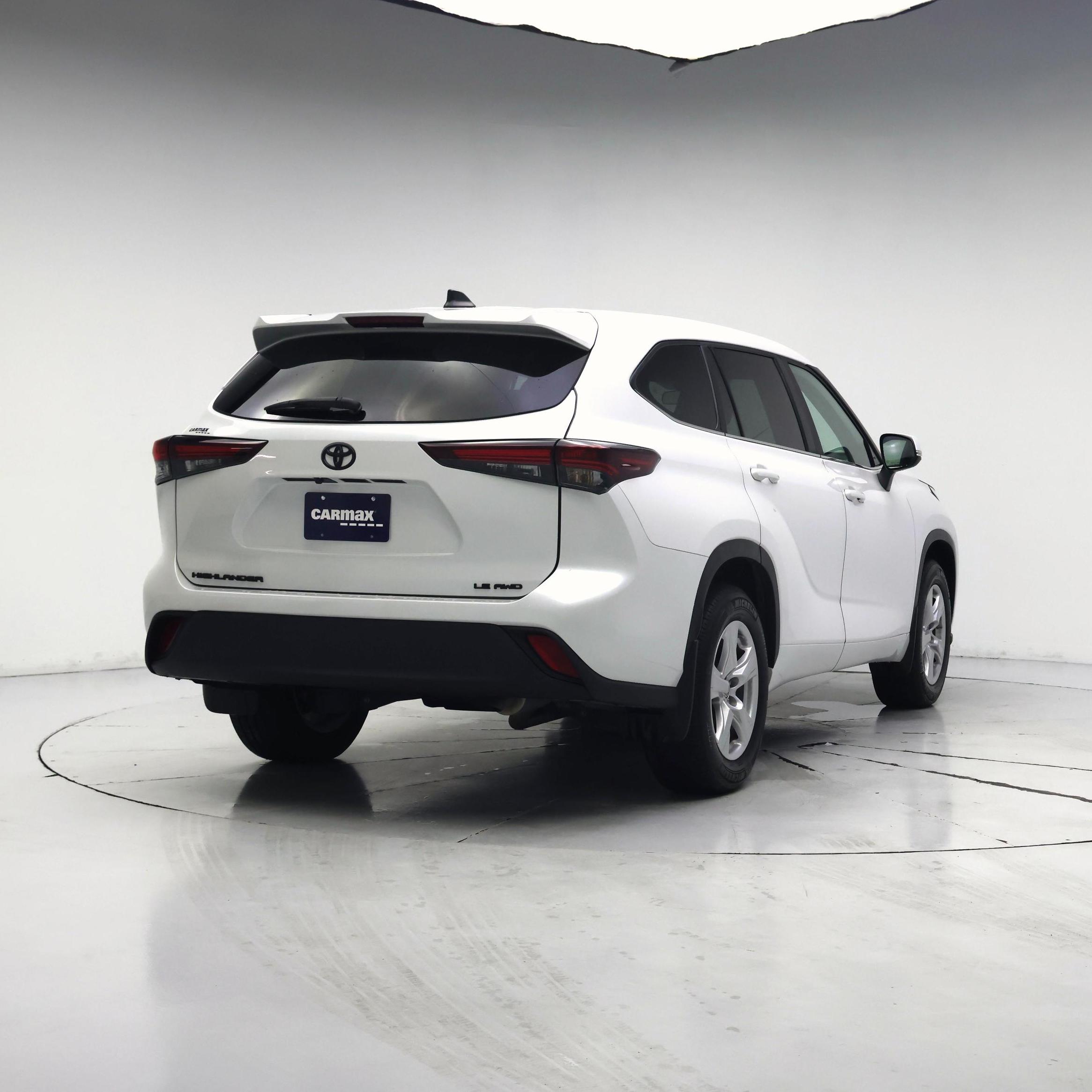 Thumbnail: 2024 Toyota Highlander - 8