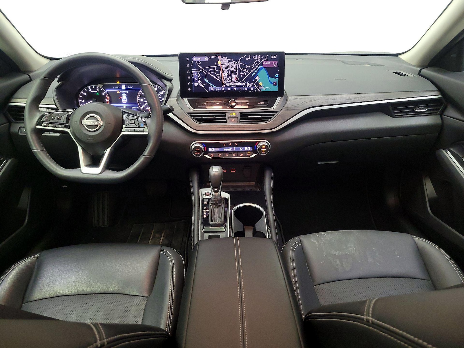 2024 Nissan Altima SL - Photo 10