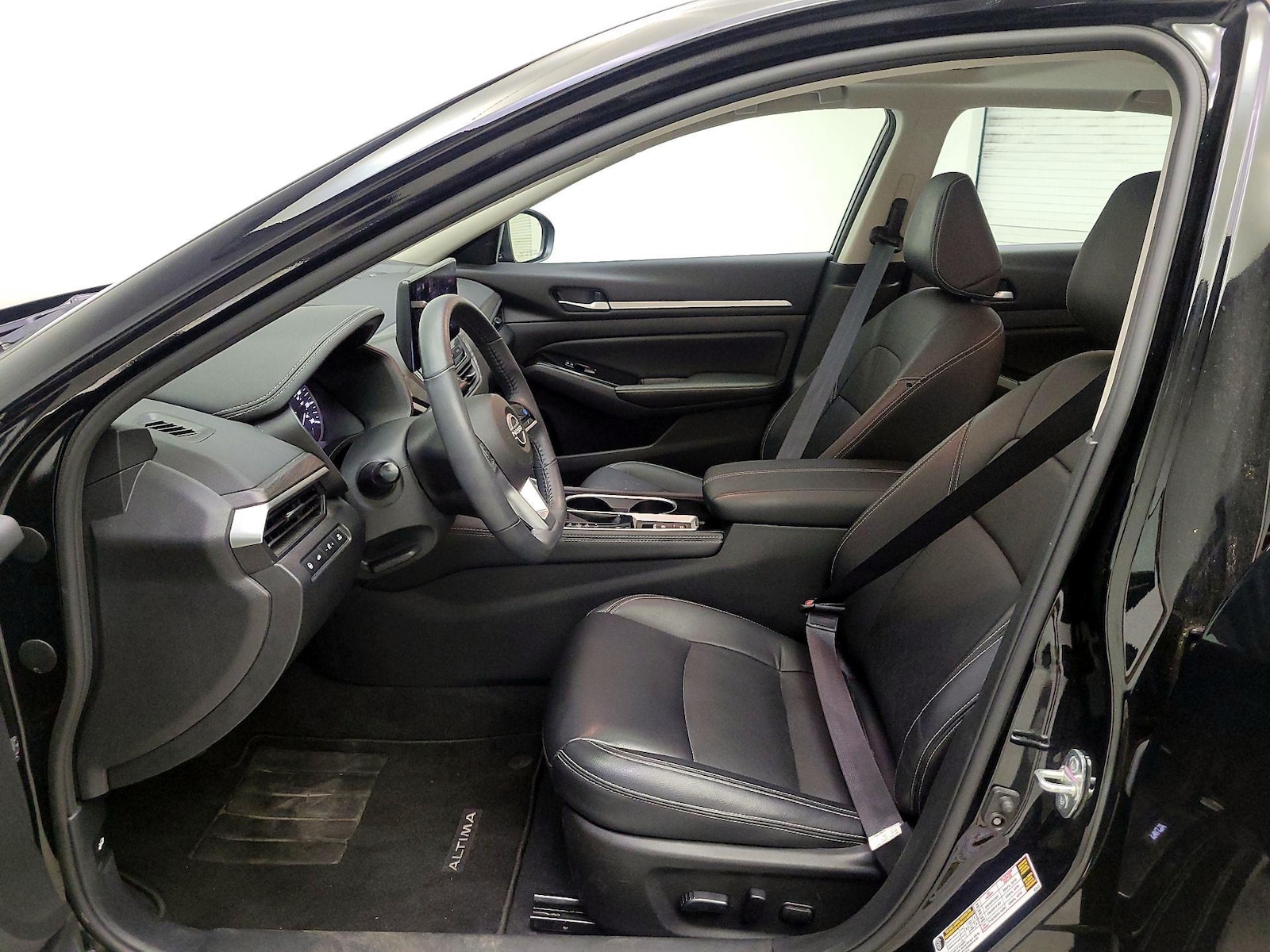 2024 Nissan Altima SL - Photo 12