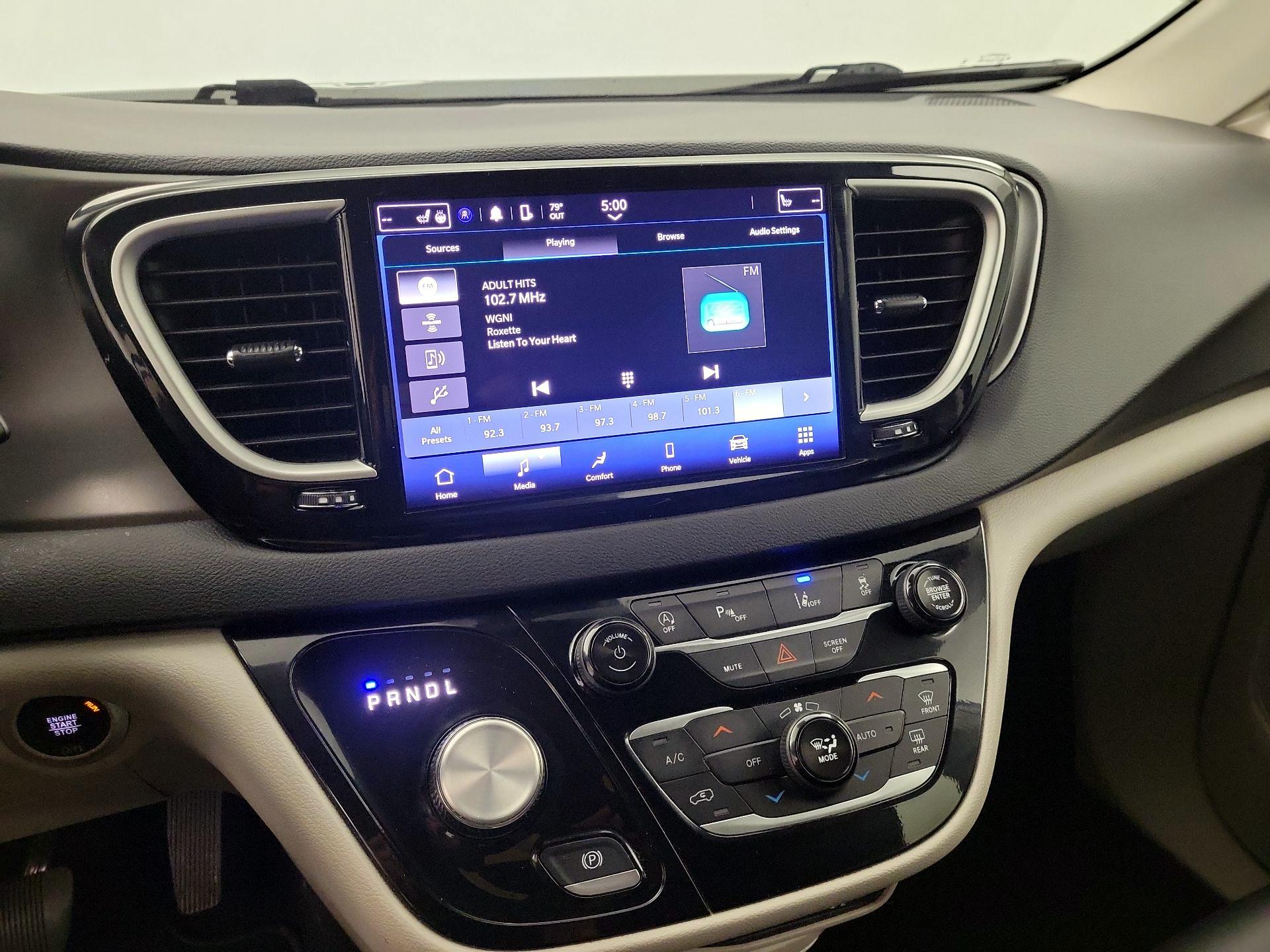 Thumbnail: 2024 Chrysler Pacifica - 14