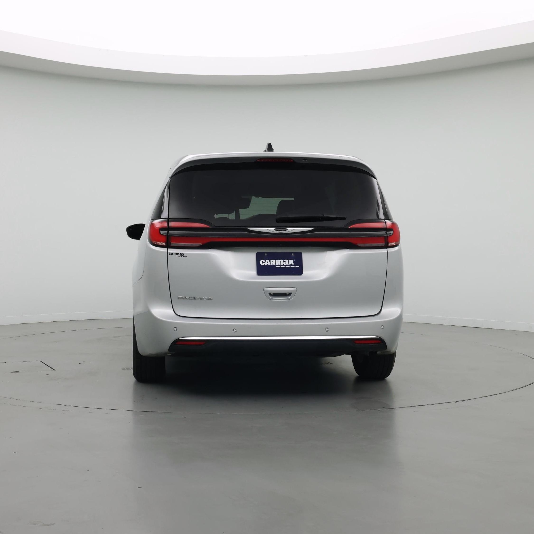 Thumbnail: 2024 Chrysler Pacifica - 6