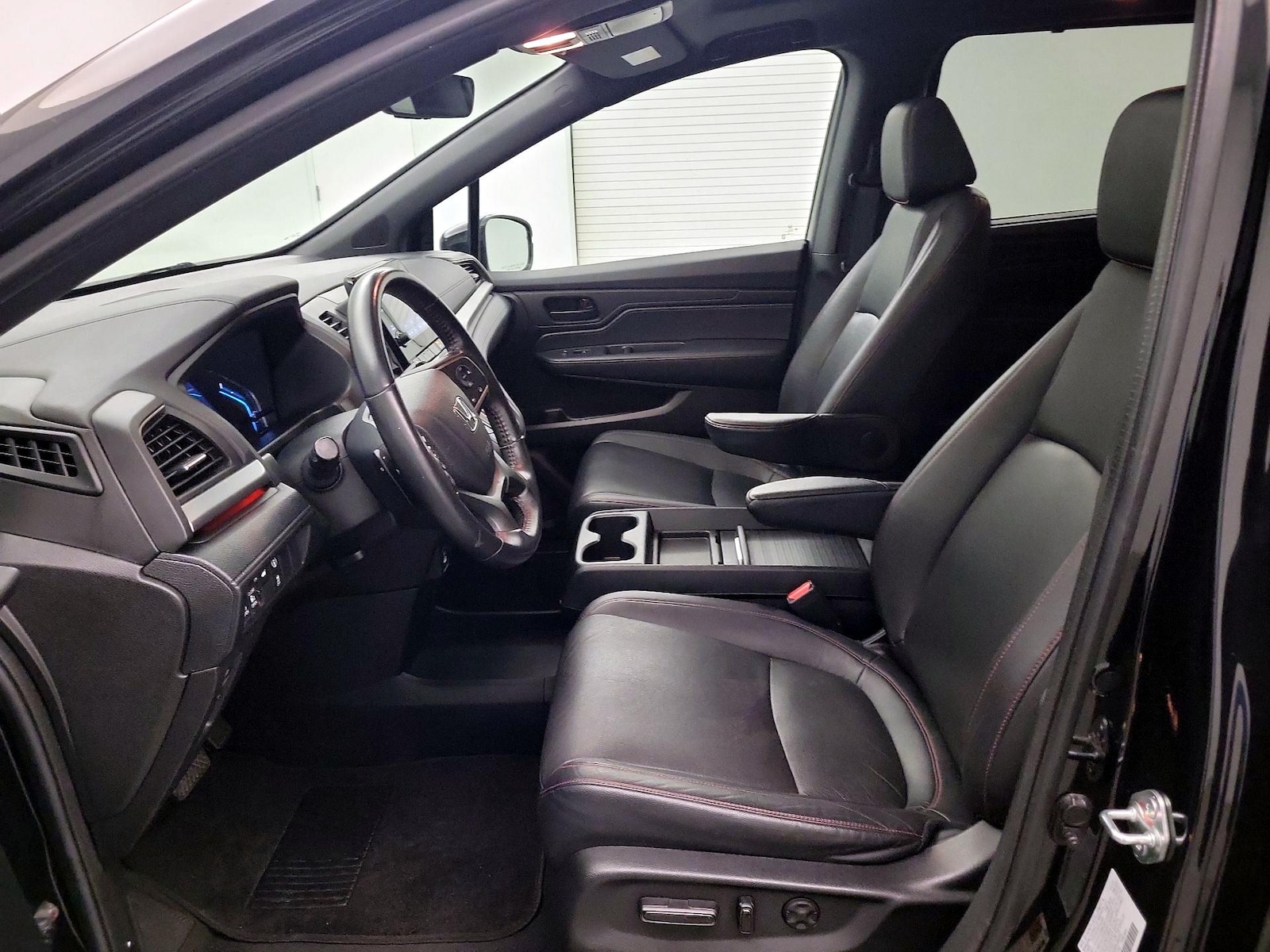 2023 Honda Odyssey SPORT - Photo 12