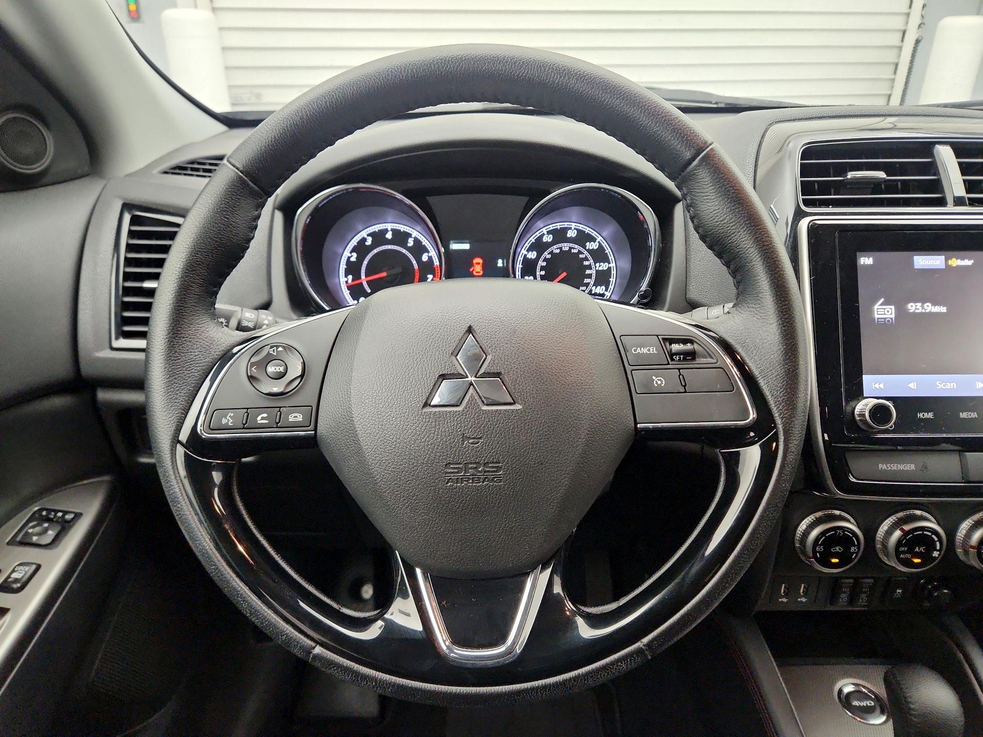 Thumbnail: 2023 Mitsubishi Outlander Sport - 10