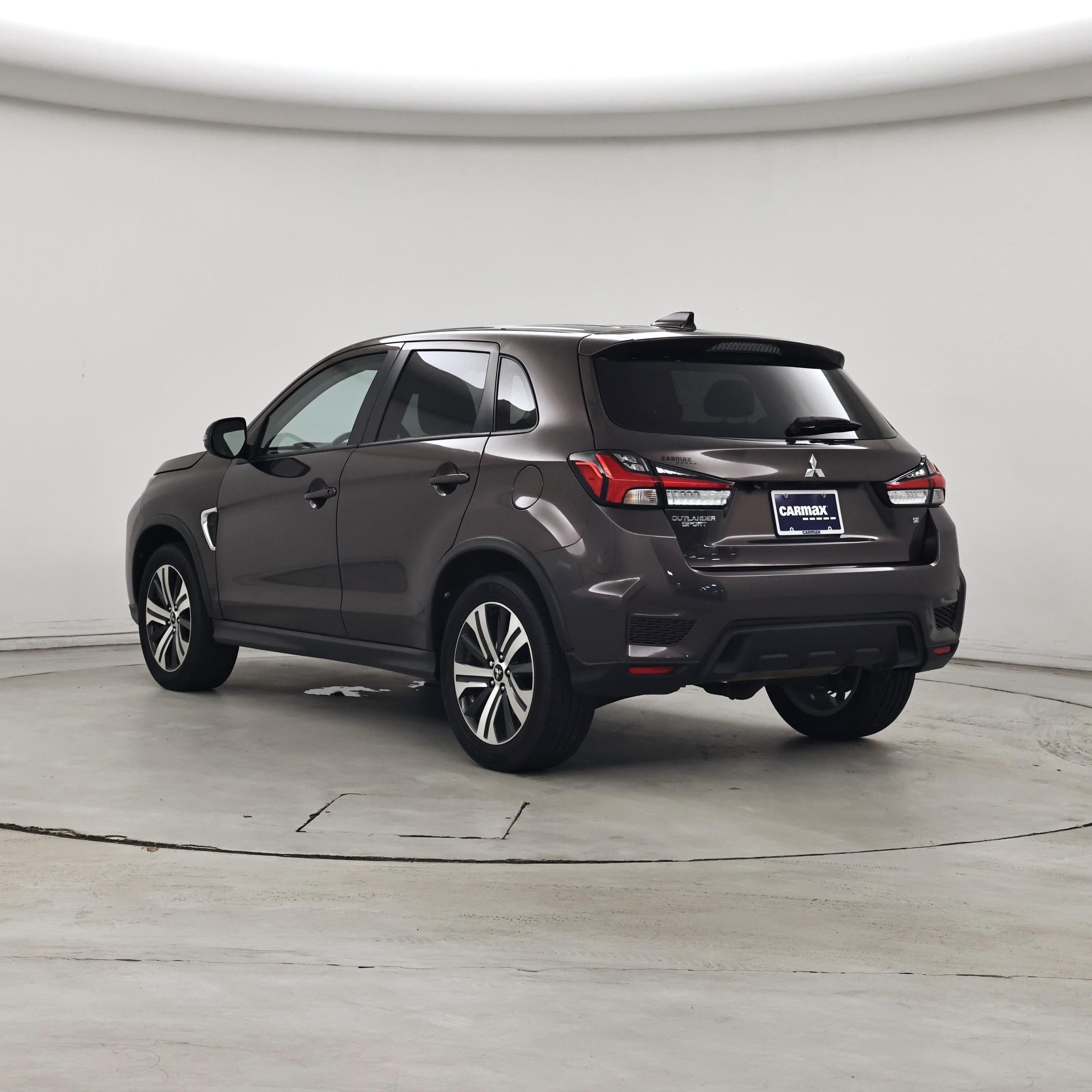 Thumbnail: 2023 Mitsubishi Outlander Sport - 2