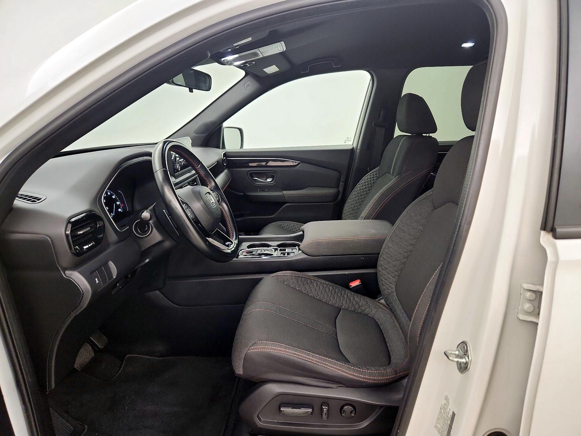 Thumbnail: 2023 Honda Pilot - 11