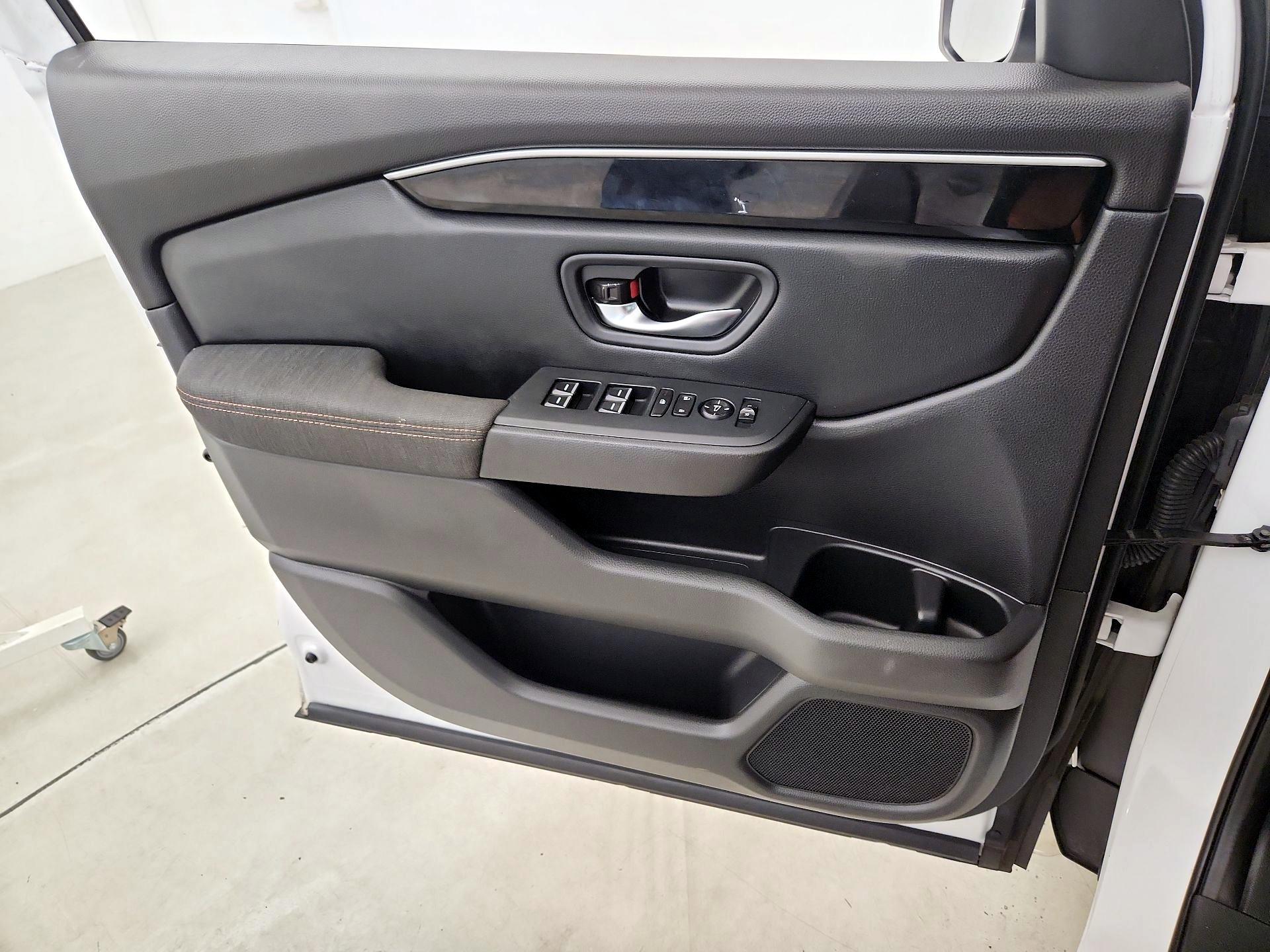 Thumbnail: 2023 Honda Pilot - 12