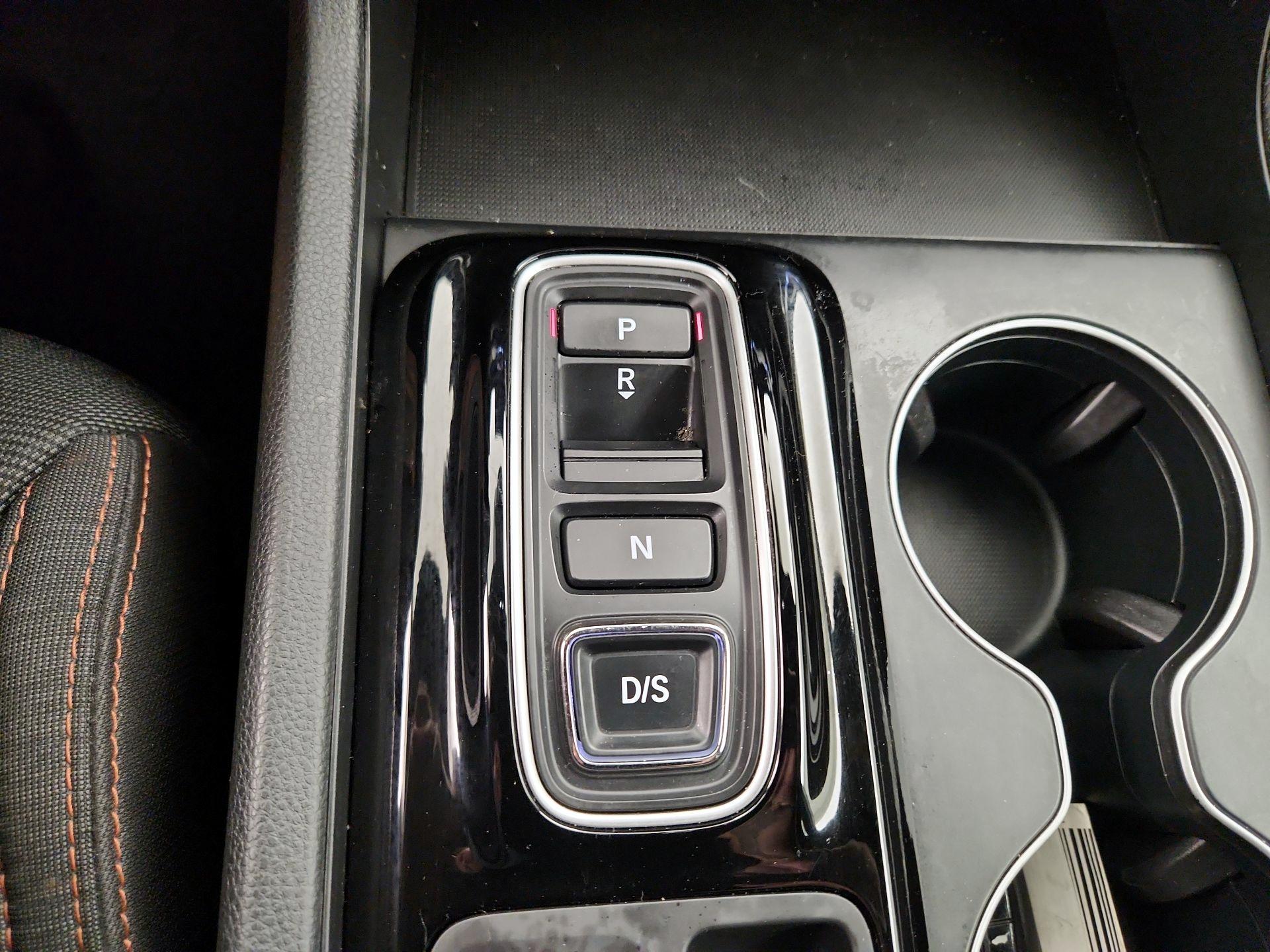 Thumbnail: 2023 Honda Pilot - 17
