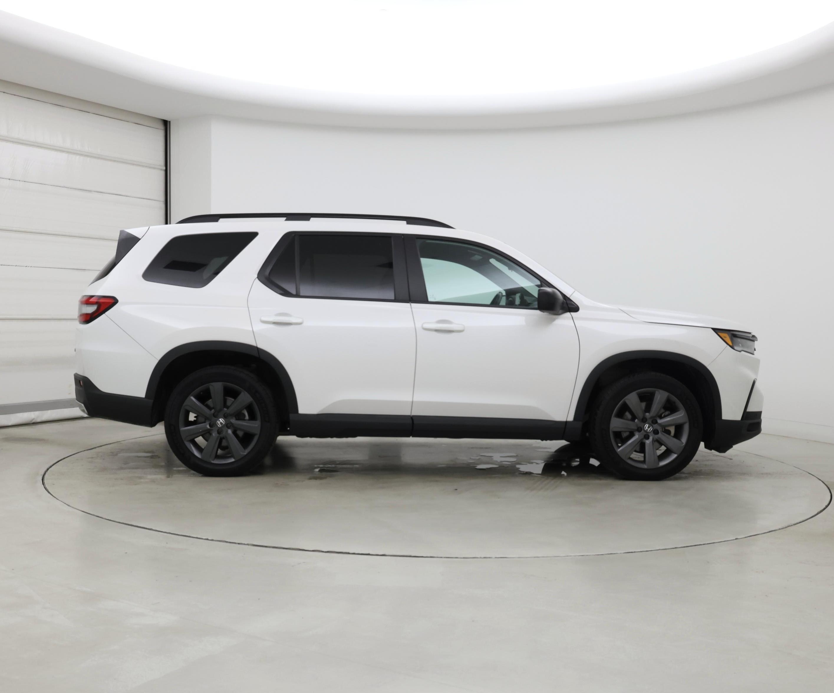 Thumbnail: 2023 Honda Pilot - 7