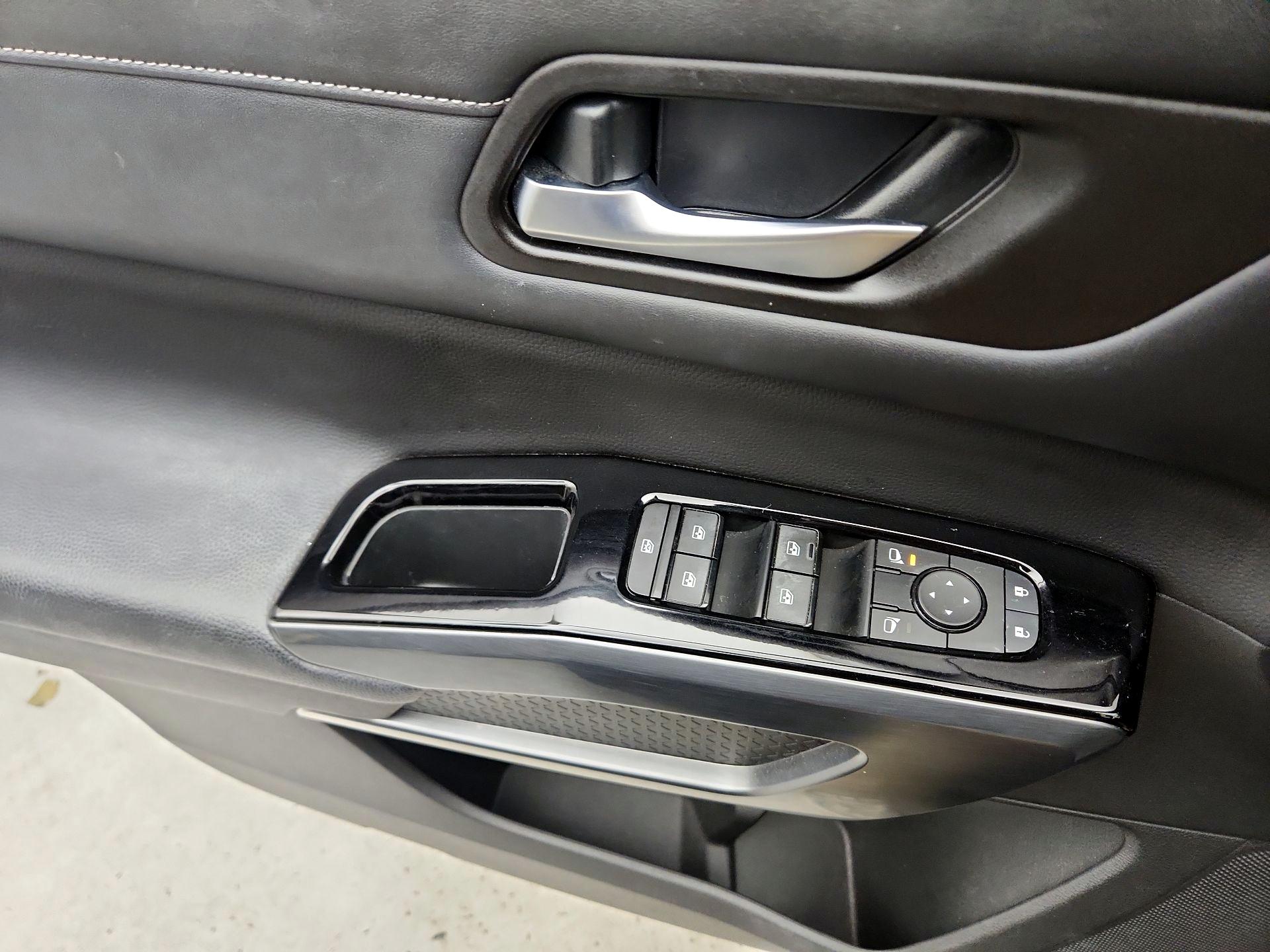 Thumbnail: 2024 Nissan Pathfinder - 12