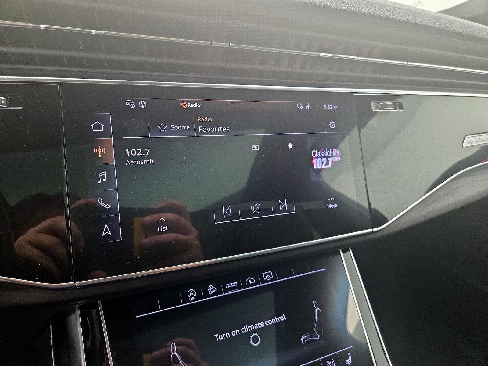 2023 Audi Q7 Premium Plus - Photo 17